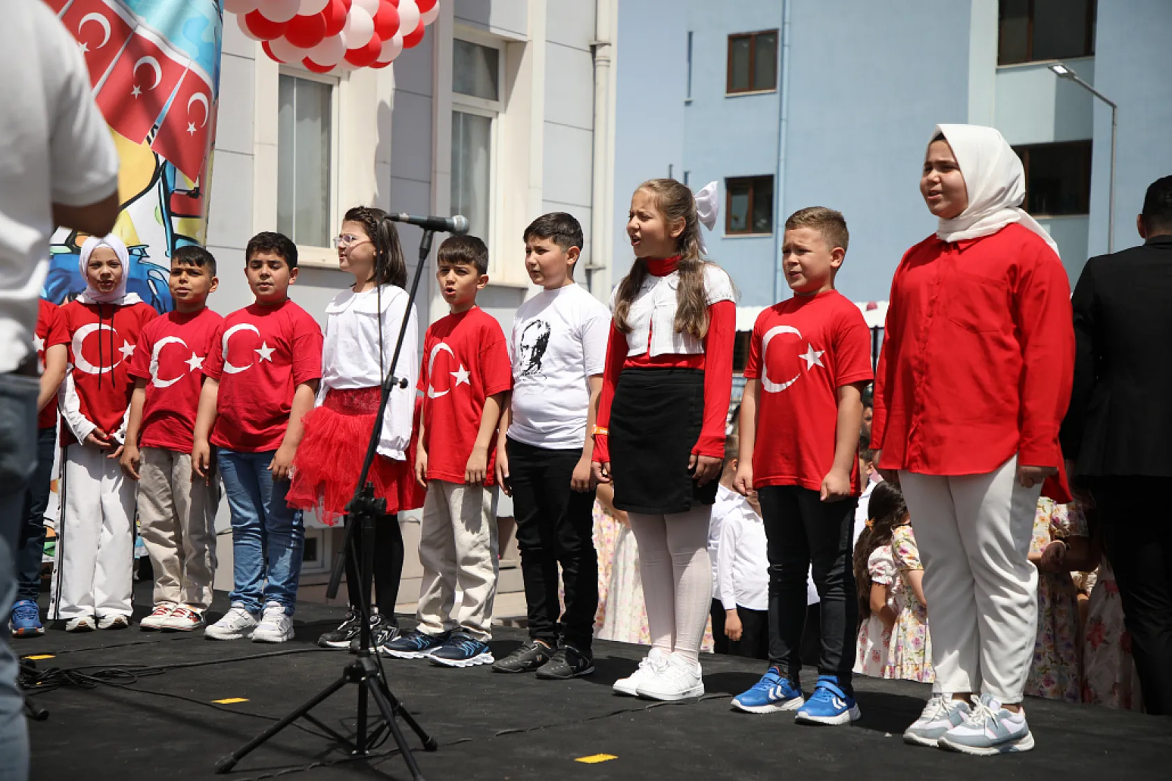 23 Nisan Ulusal Egemenlik ve Çocuk Bayramı'nı En Güzel Kutlayan Okul