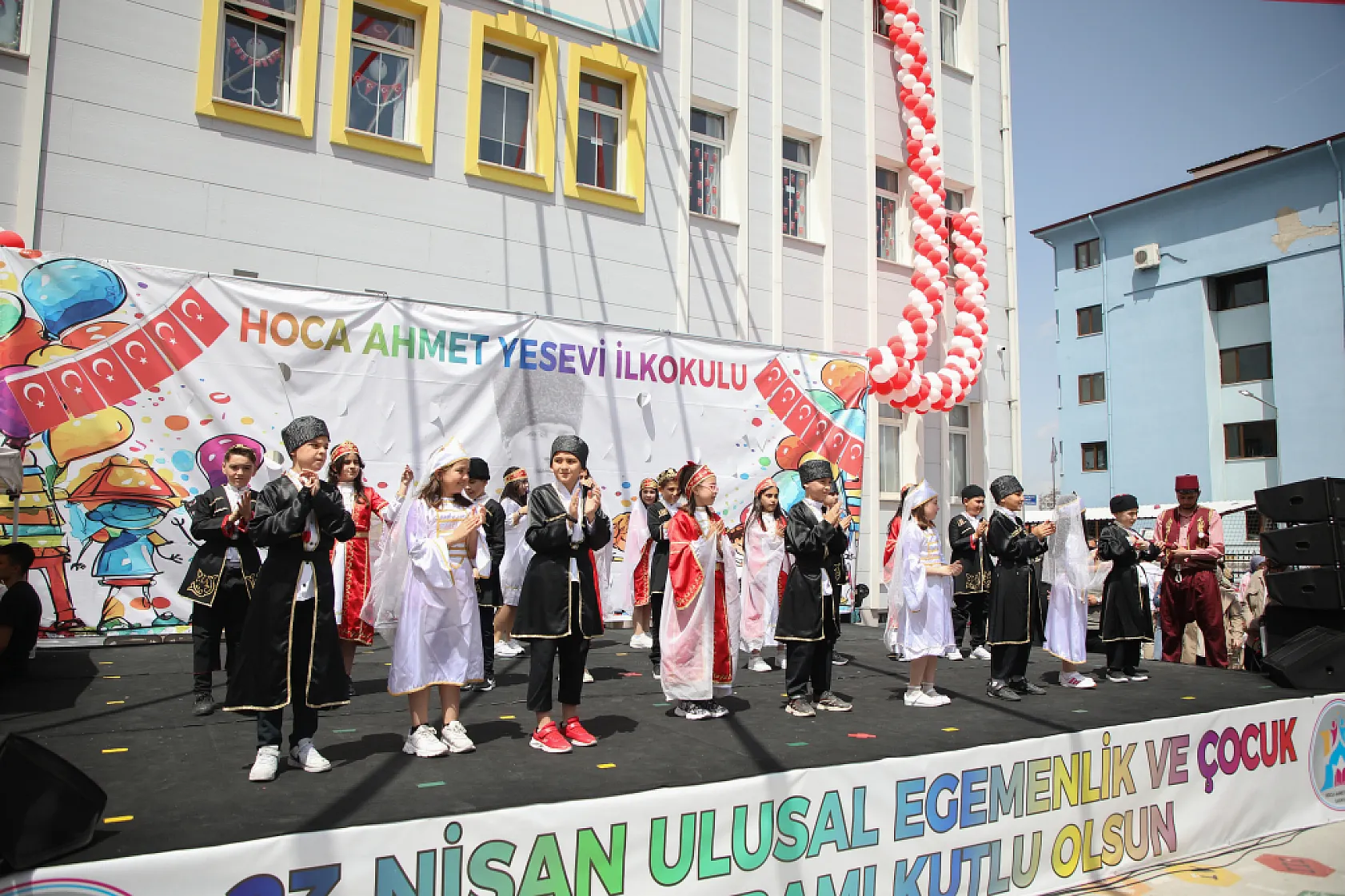 23 Nisan Ulusal Egemenlik ve Çocuk Bayramı'nı En Güzel Kutlayan Okul