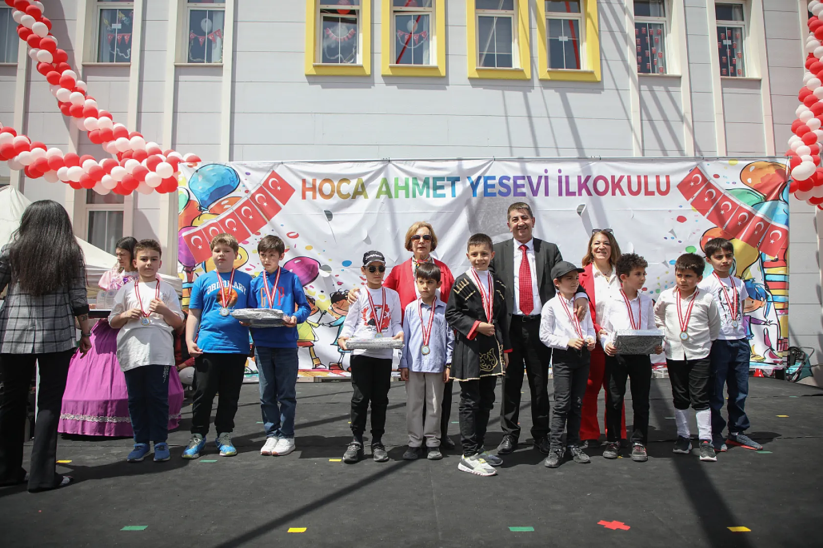 23 Nisan Ulusal Egemenlik ve Çocuk Bayramı'nı En Güzel Kutlayan Okul