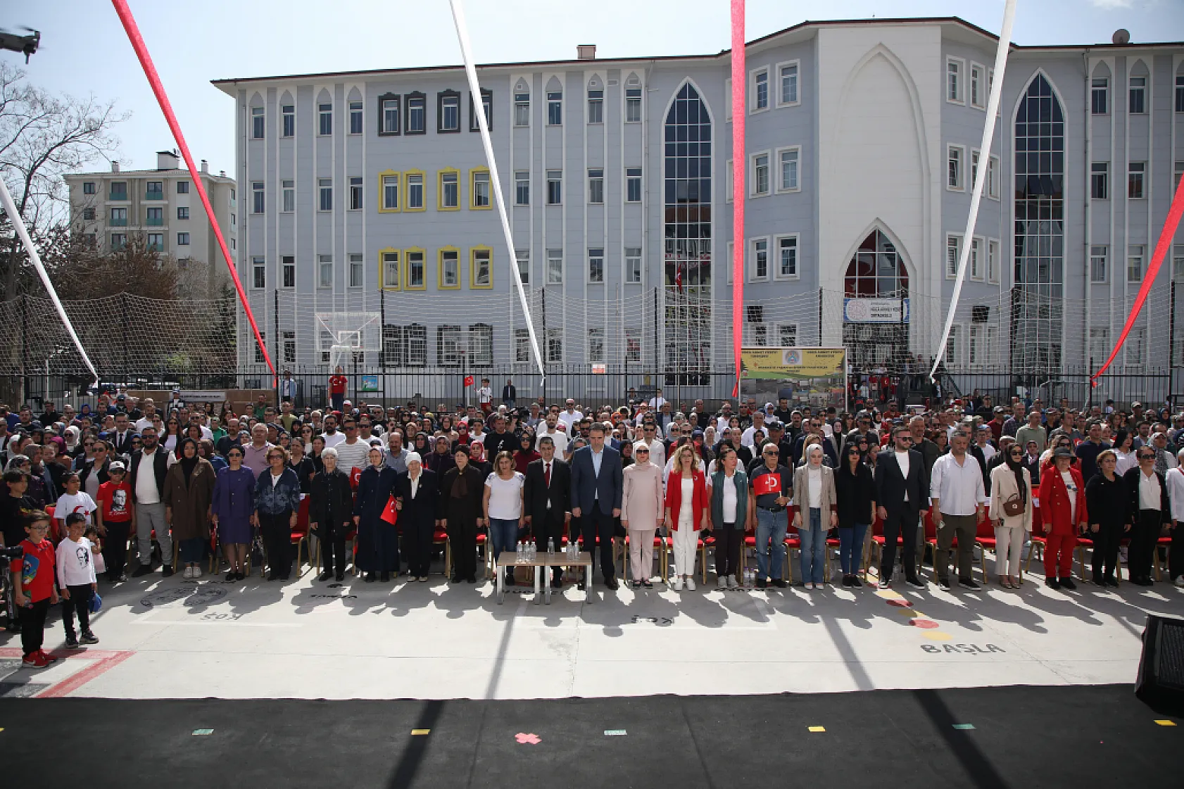 23 Nisan Ulusal Egemenlik ve Çocuk Bayramı'nı En Güzel Kutlayan Okul