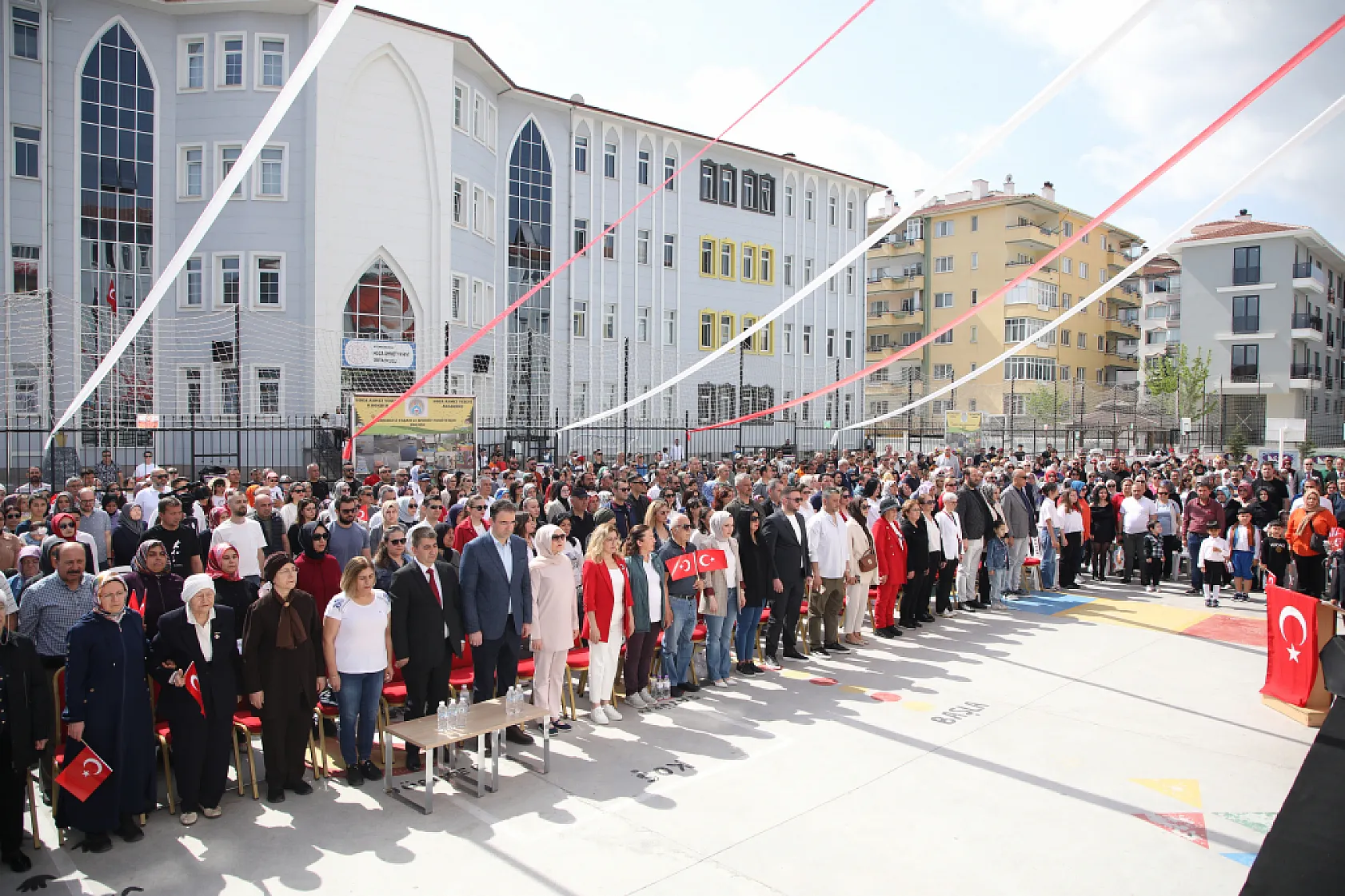23 Nisan Ulusal Egemenlik ve Çocuk Bayramı'nı En Güzel Kutlayan Okul