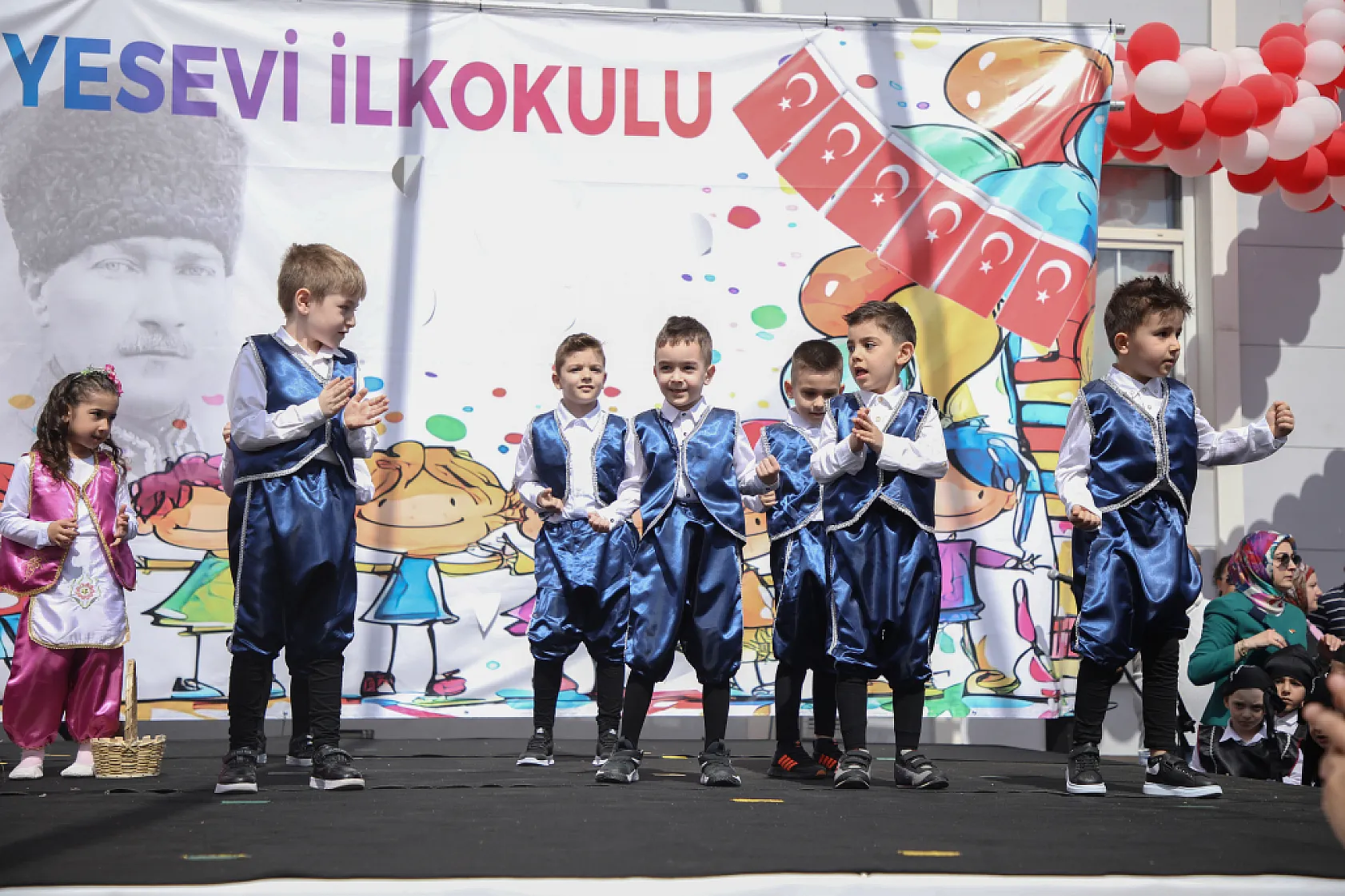 23 Nisan Ulusal Egemenlik ve Çocuk Bayramı'nı En Güzel Kutlayan Okul