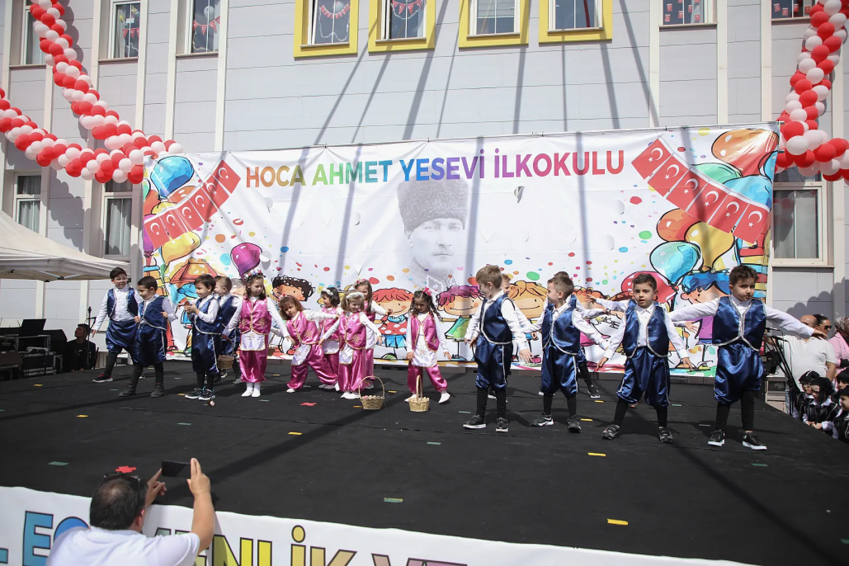 23 Nisan Ulusal Egemenlik ve Çocuk Bayramı'nı En Güzel Kutlayan Okul