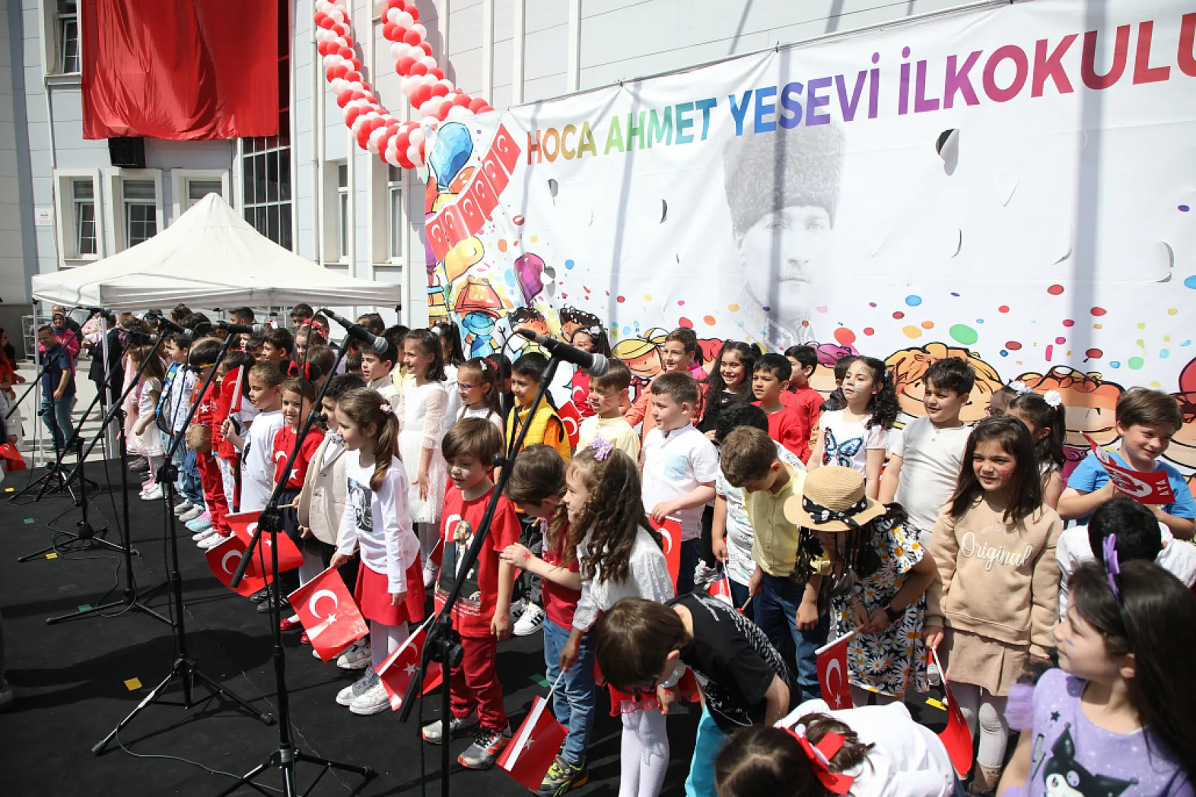 23 Nisan Ulusal Egemenlik ve Çocuk Bayramı'nı En Güzel Kutlayan Okul