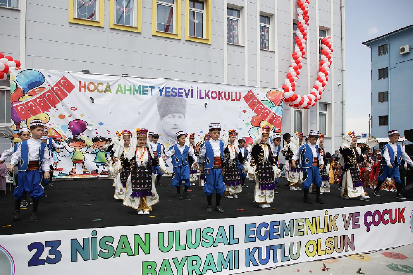 23 Nisan Ulusal Egemenlik ve Çocuk Bayramı'nı En Güzel Kutlayan Okul