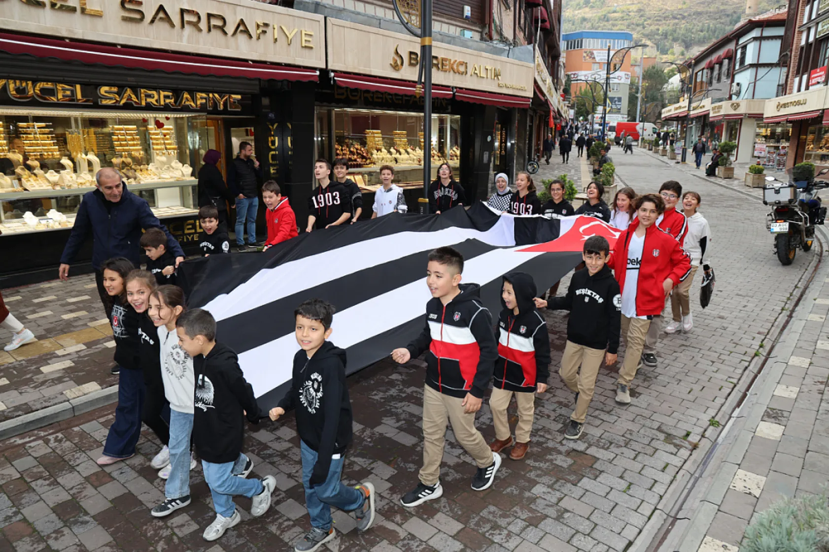 Afyon'da Beşiktaş Rüzgârı Esti