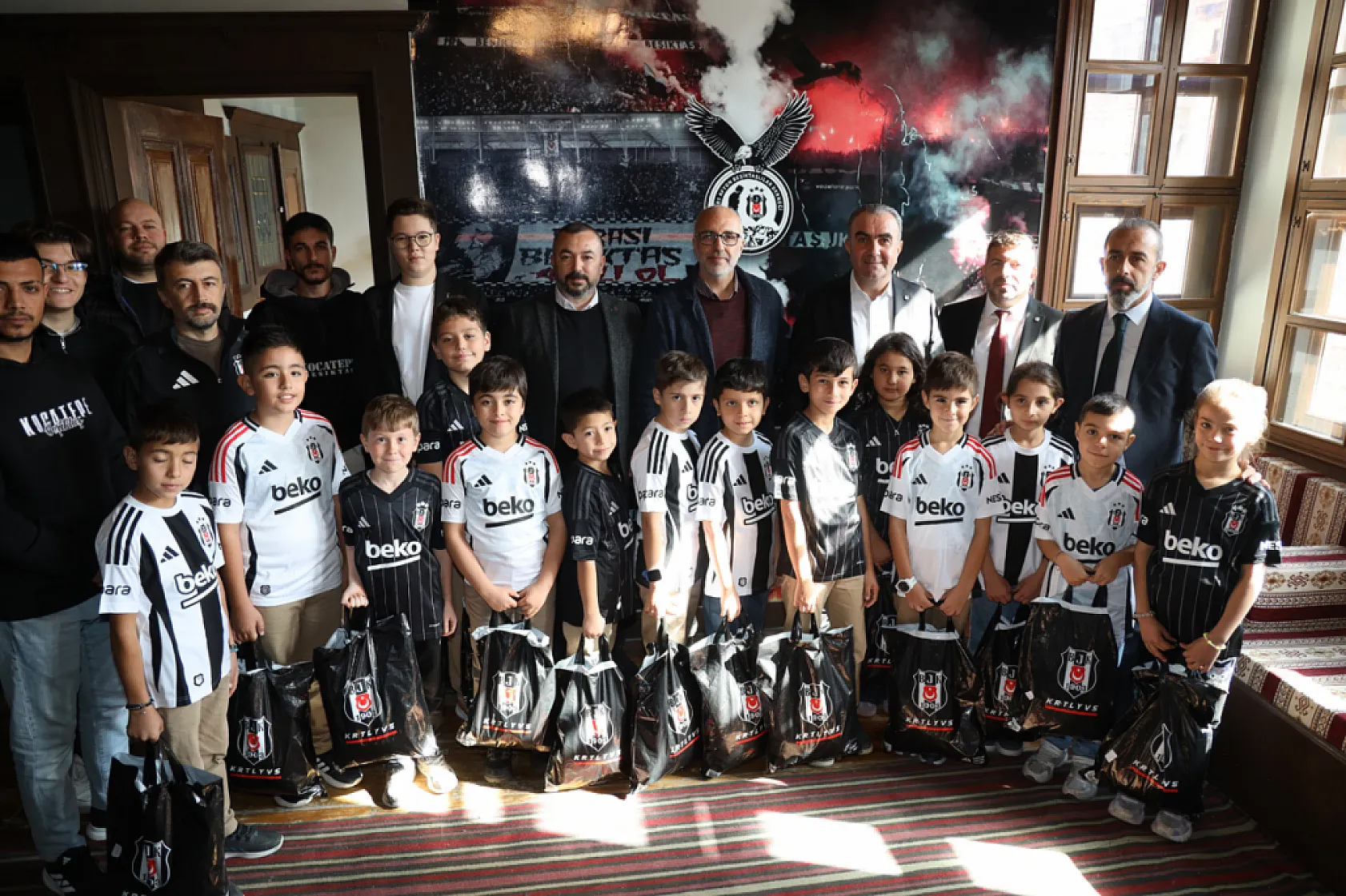 Afyon'da Beşiktaş Rüzgârı Esti