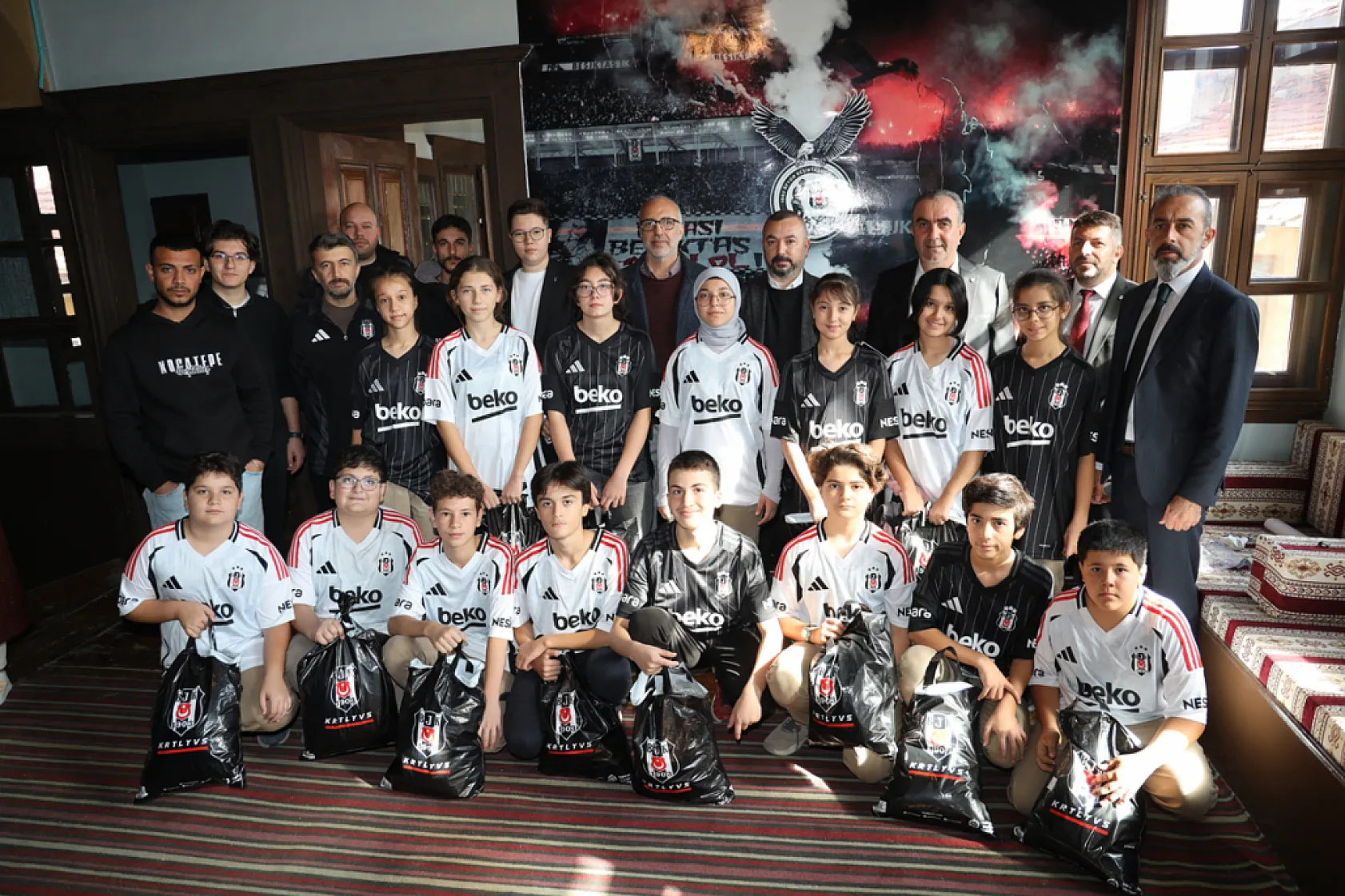 Afyon'da Beşiktaş Rüzgârı Esti