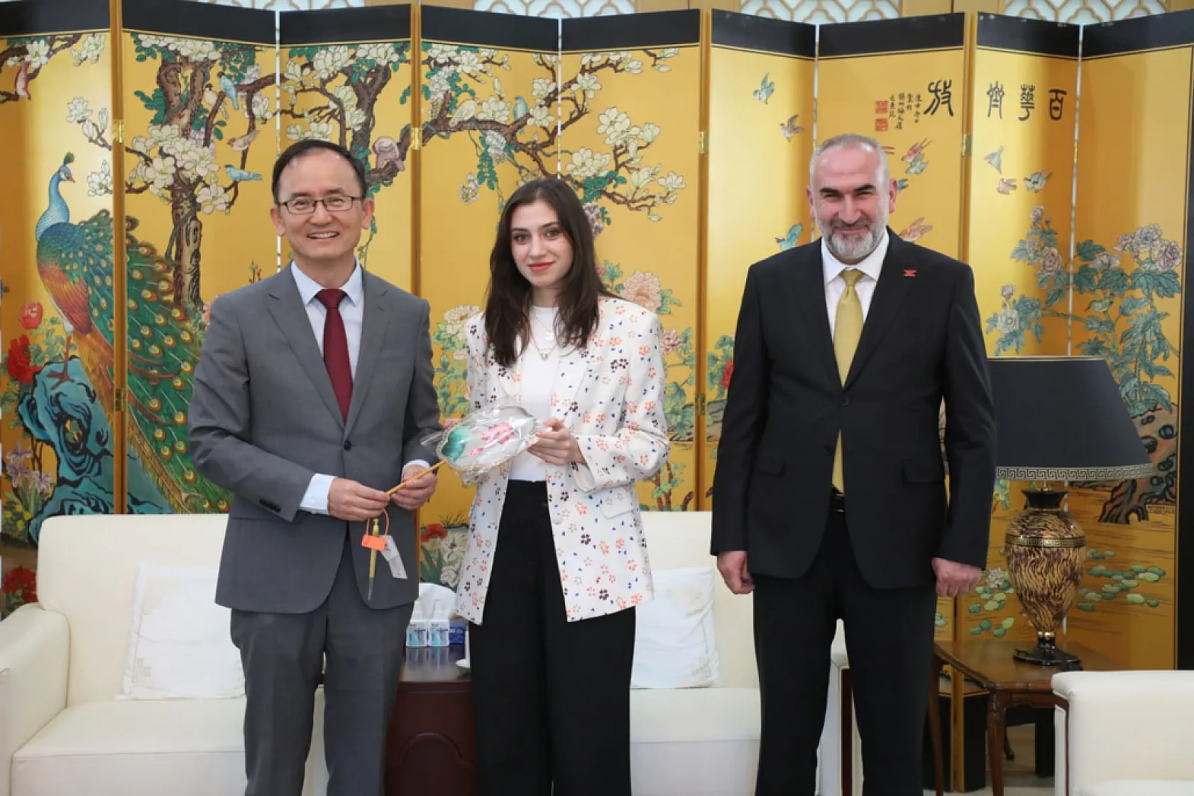 Afyonkarahisar Valisi Yiğitbaşı Himayesinde Başlayan Proje İçin Çin Fırsatı