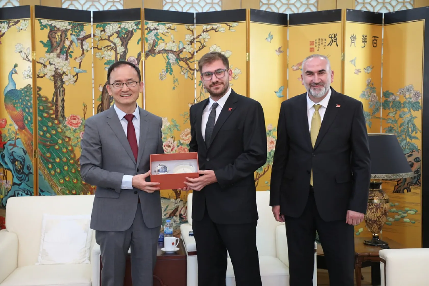 Afyonkarahisar Valisi Yiğitbaşı Himayesinde Başlayan Proje İçin Çin Fırsatı