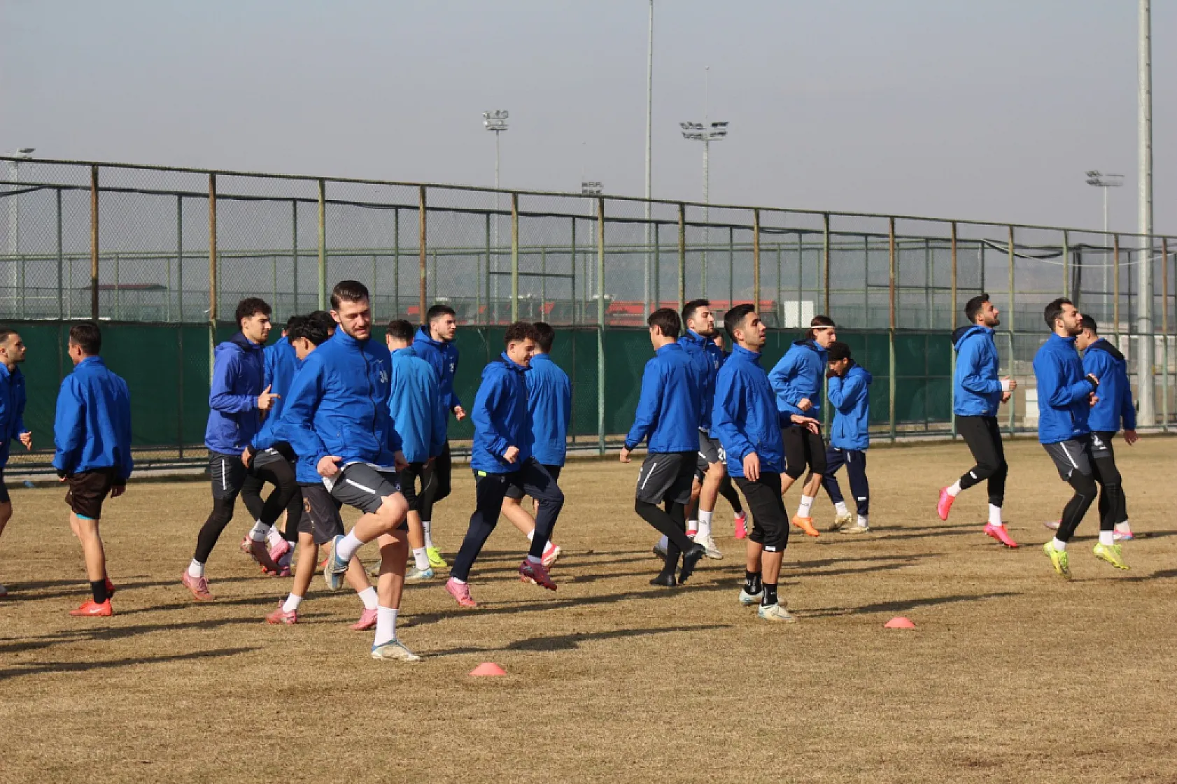 Hava Şartlarına Rağmen Afyonspor Hazır