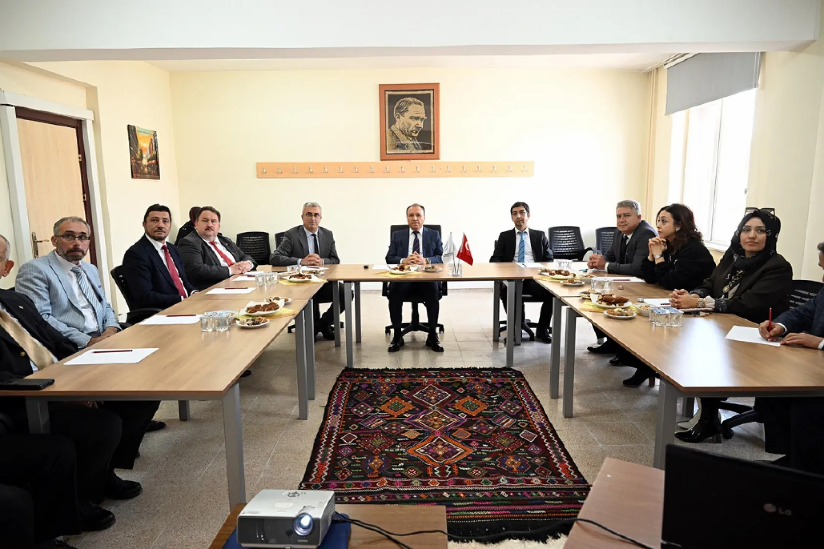 Rektör Karakaş, 2 MYO'da İncelemelerde Bulundu