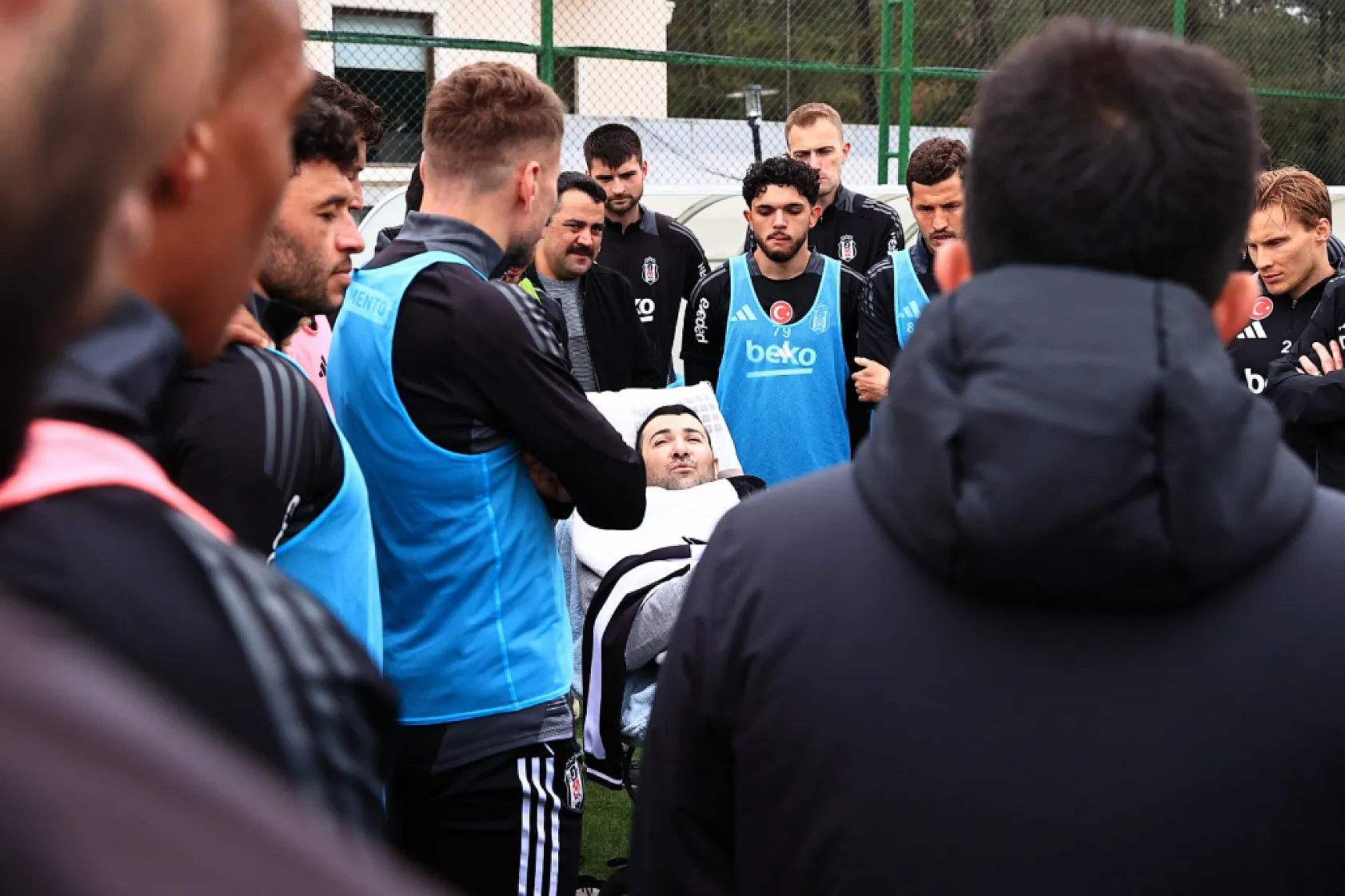 Vali Yiğitbaşı Sayesinde Hayallerine Kavuştu... Beşiktaş Tam Kadro...
