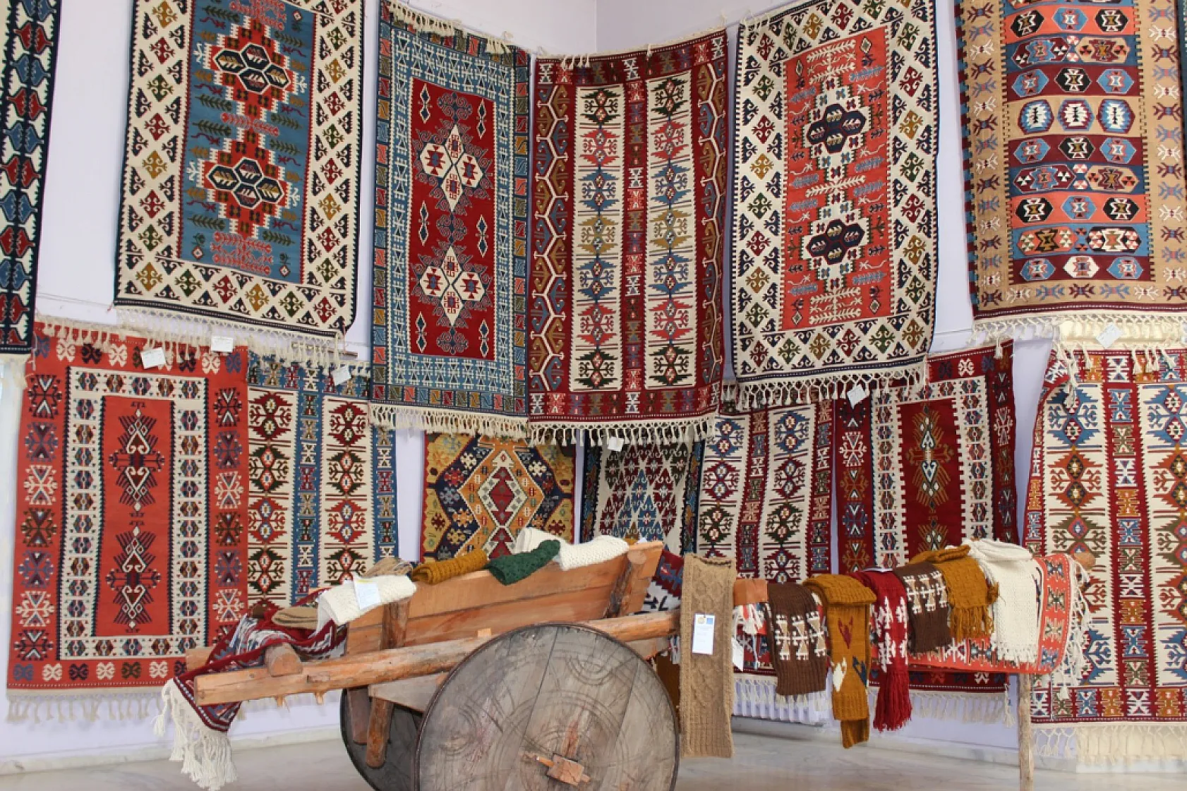 Afyon'un İlçelerinin Neleri Meşhur?