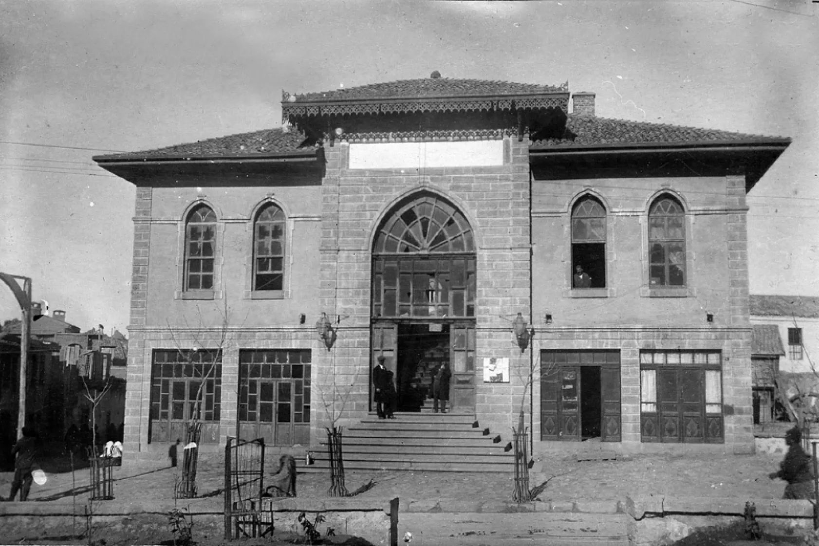 Yıllara Meydan Okuyan Afyon Binaları
