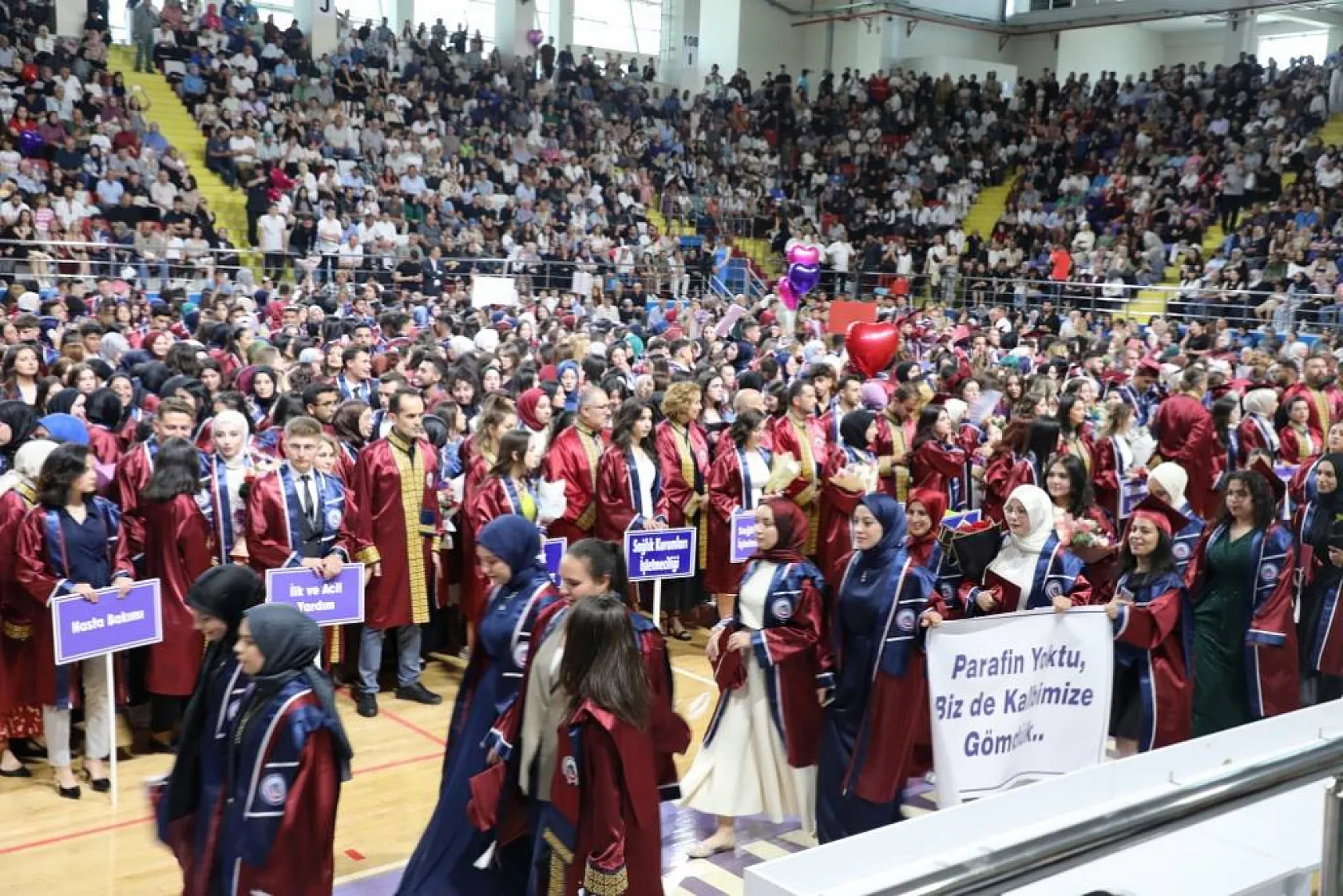 AFSÜ MYO'dan Bin Öğrenci Mezun Oldu