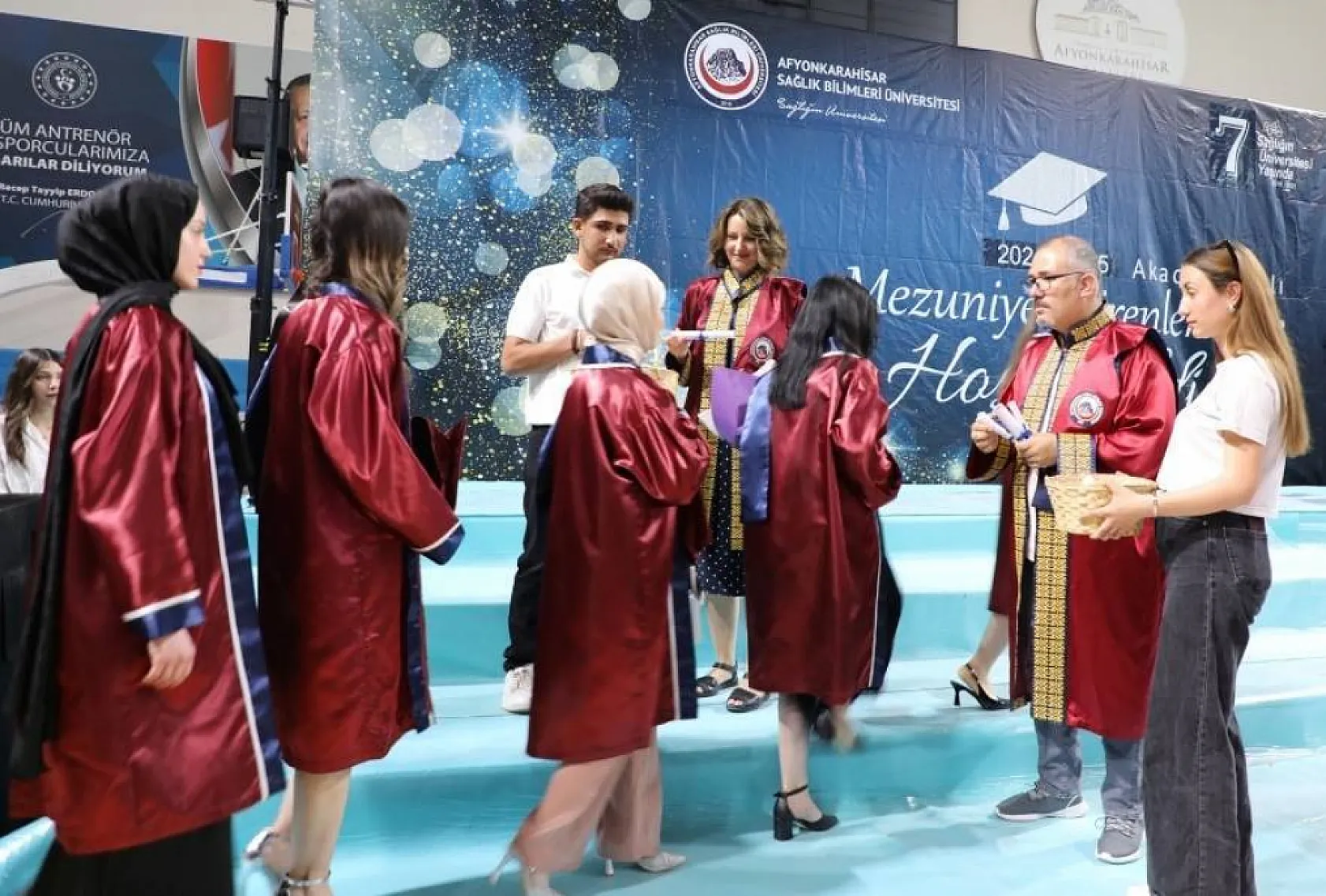 AFSÜ MYO'dan Bin Öğrenci Mezun Oldu