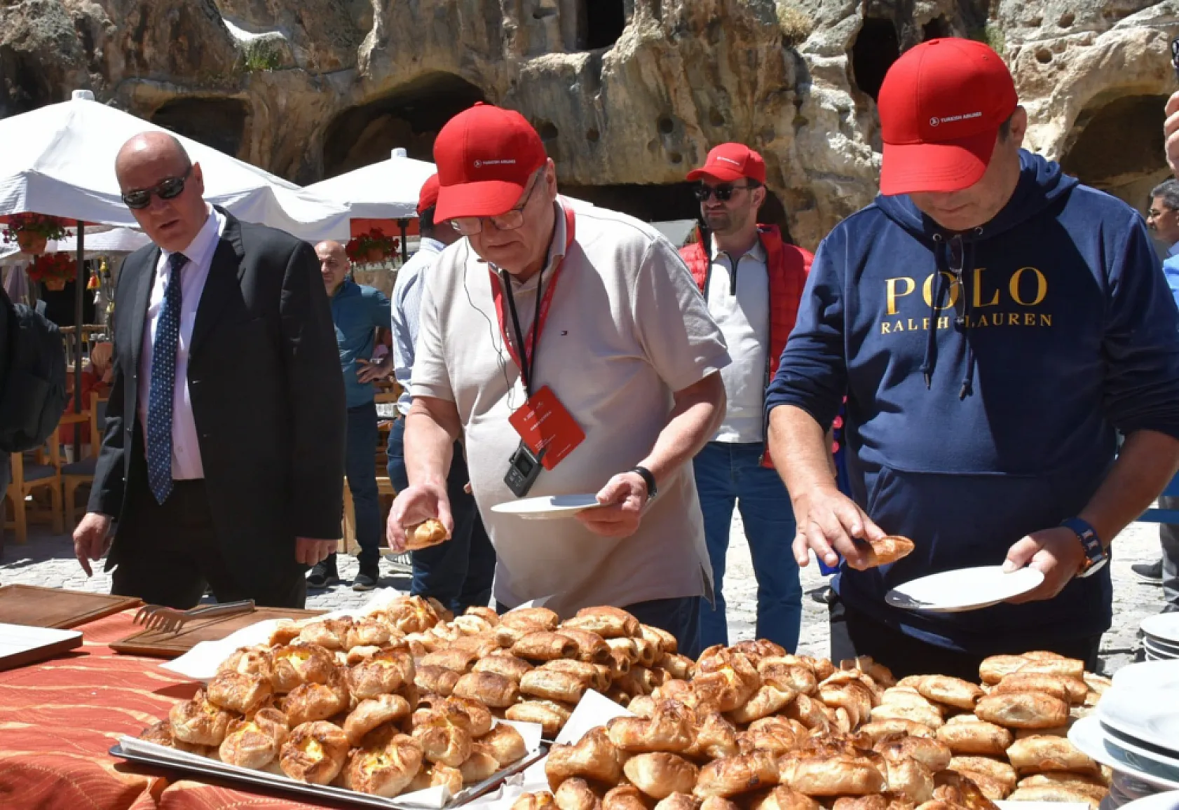 Vali Yiğitbaşı Açıkladı... Afyon, Turizmde Cazibe Merkezi Oluyor