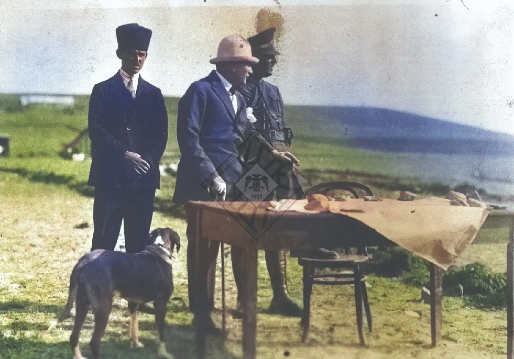 Atatürk'ün Fotoğraflarını Renklendirdik