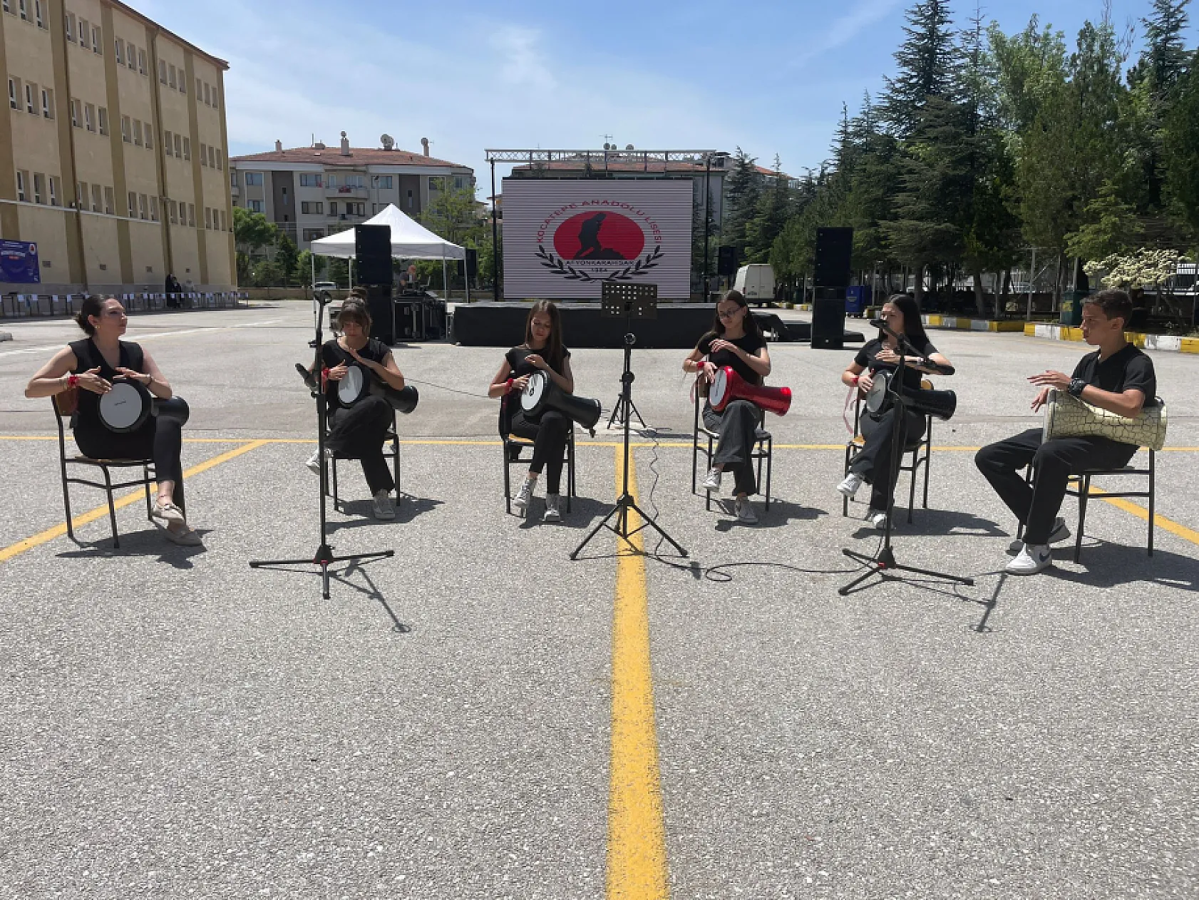 Afyon'da Roman Gibi Mezuniyet