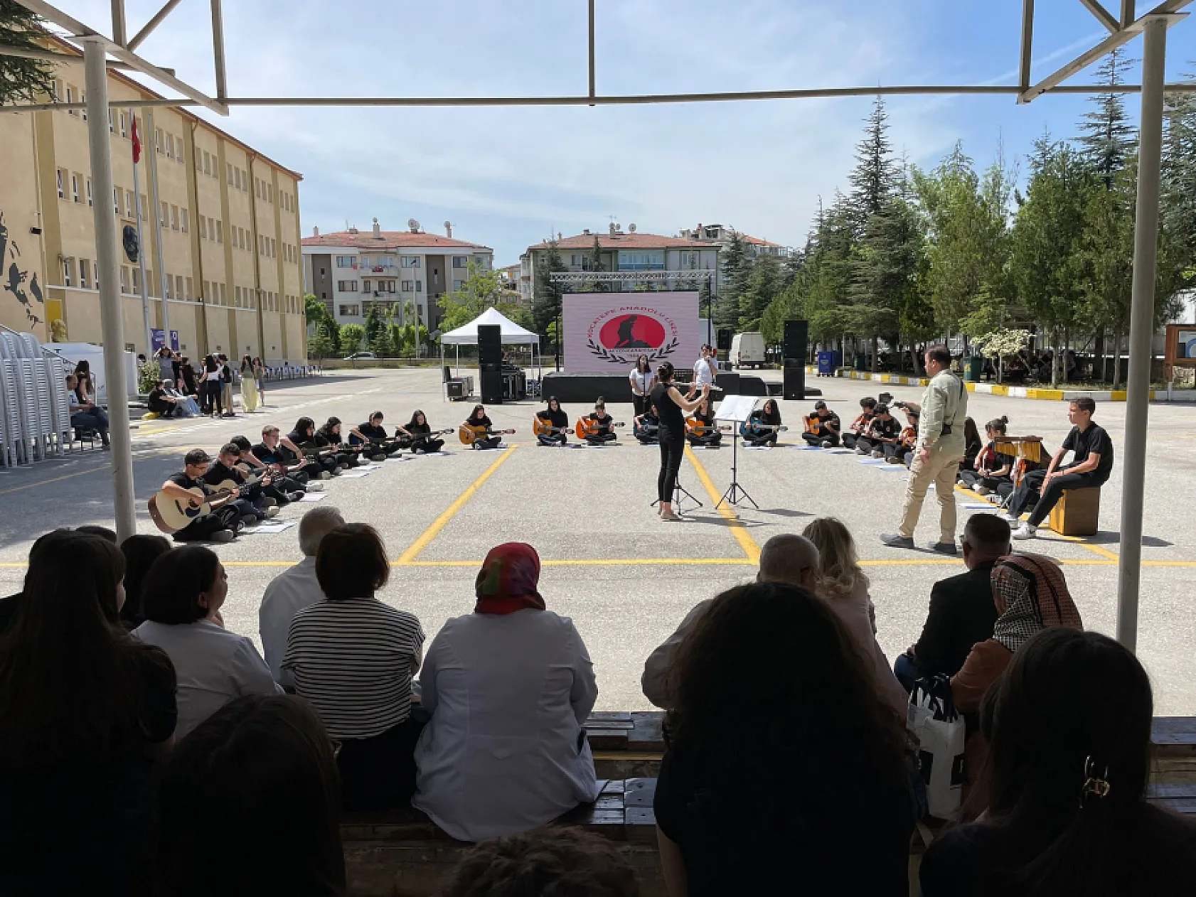 Afyon'da Roman Gibi Mezuniyet