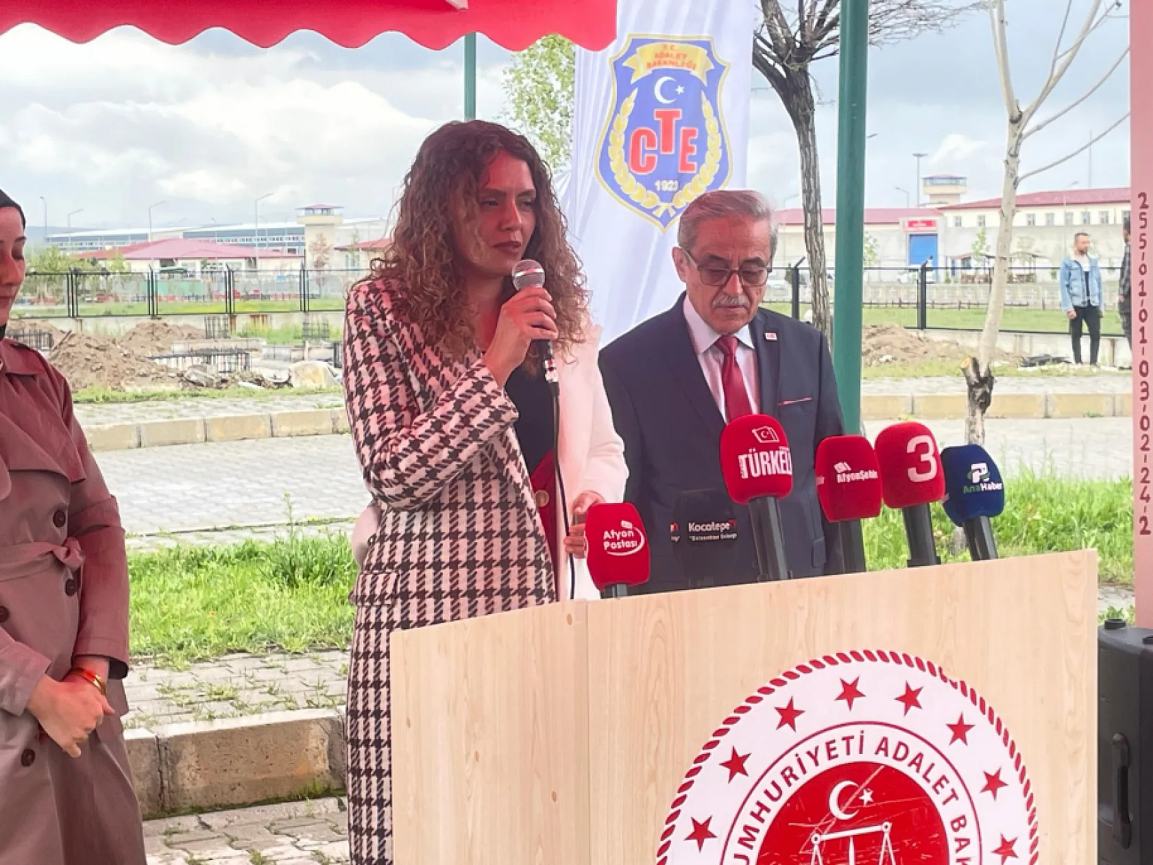 Afyon'da Bundan Böyle Uçurtmayı Vurmayacaklar