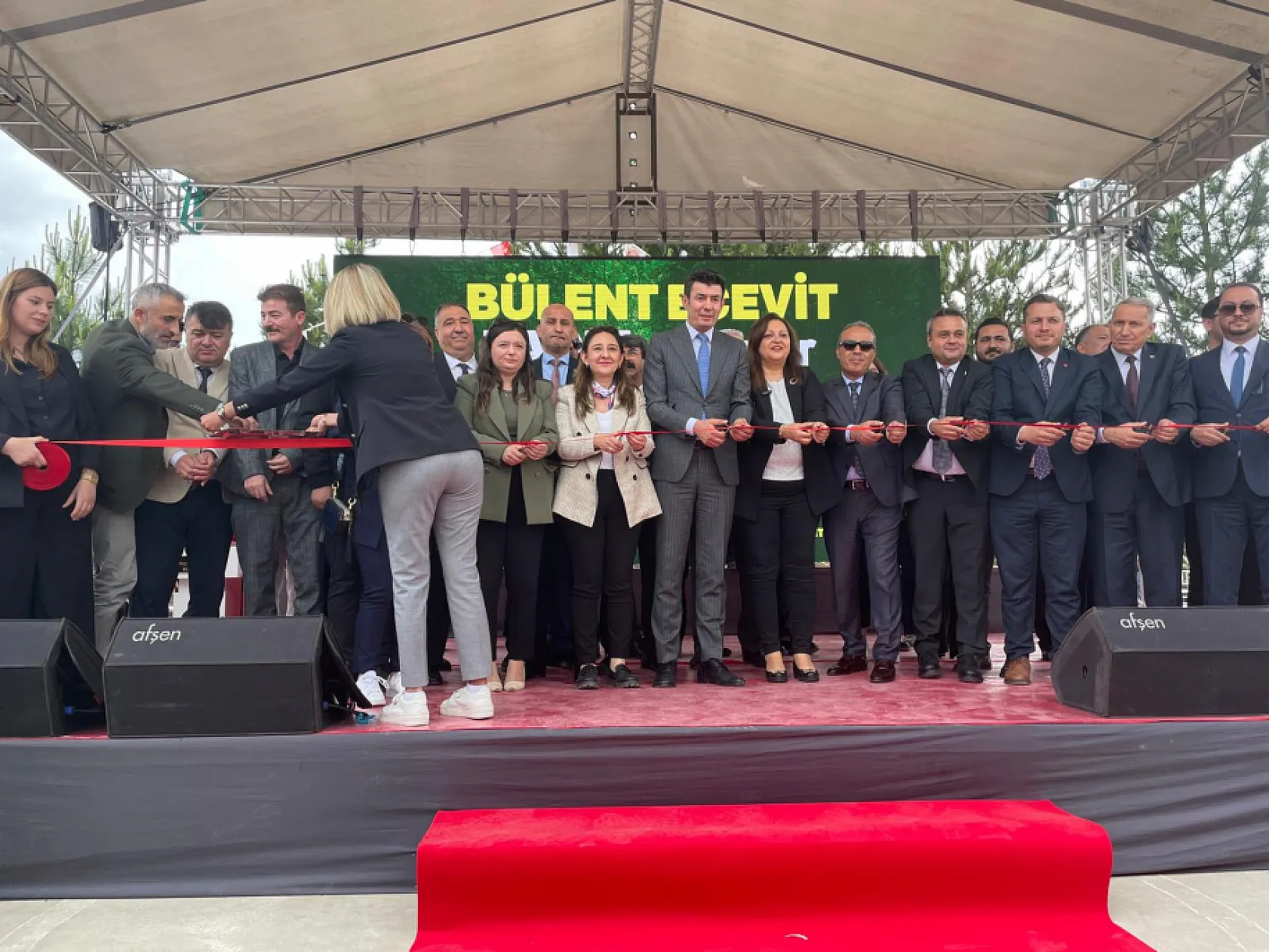 Bülent Ecevit Parkı Törenle Açıldı