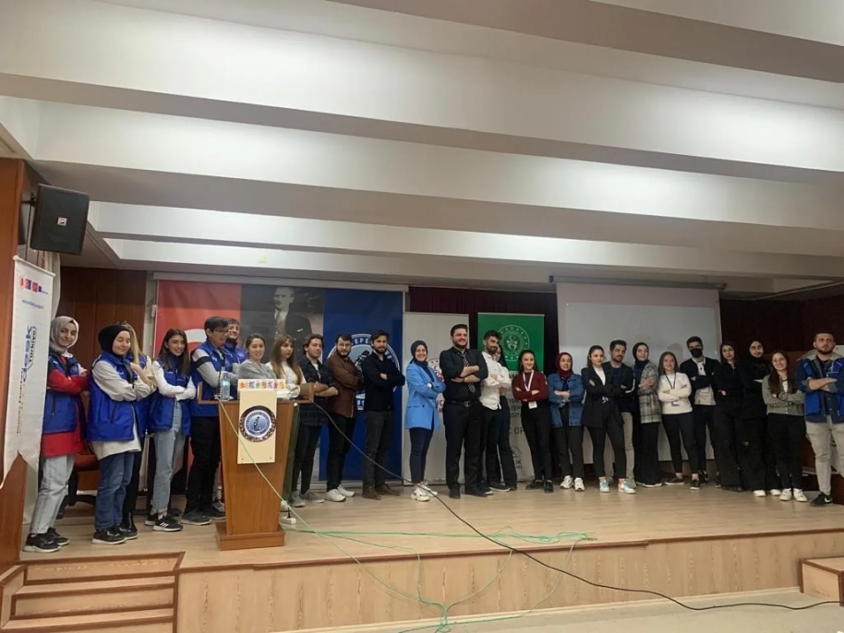 Gençler! Avrupa Fırsatlarından Yararlanın
