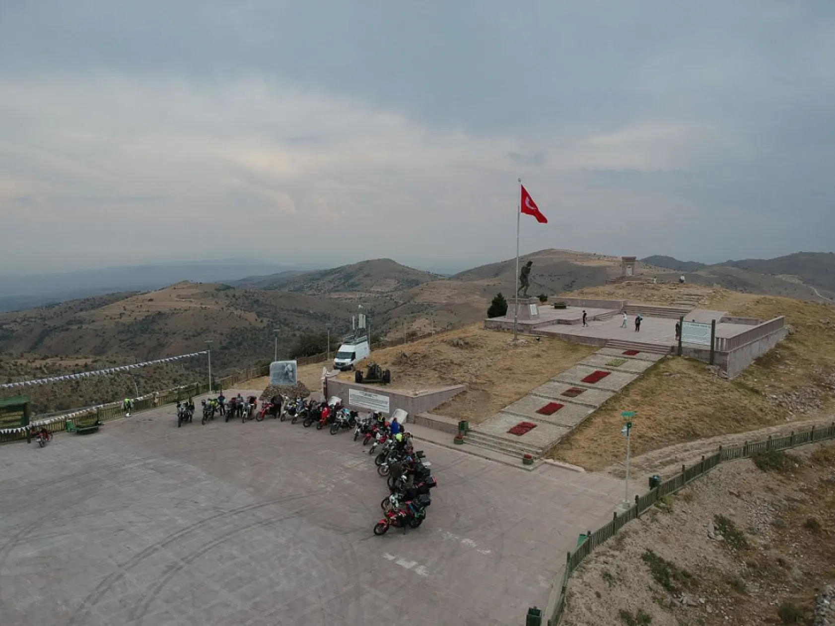 Kocatepe'de, Kahraman Süvari Kolordosu'nun İzinde Büyük Buluşma
