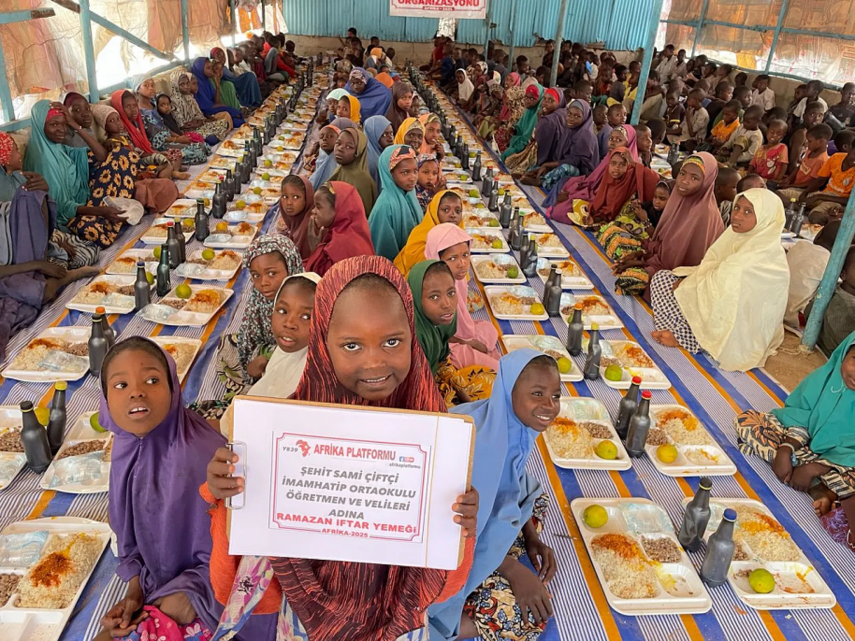 Minik Ellerden Büyük Eserler