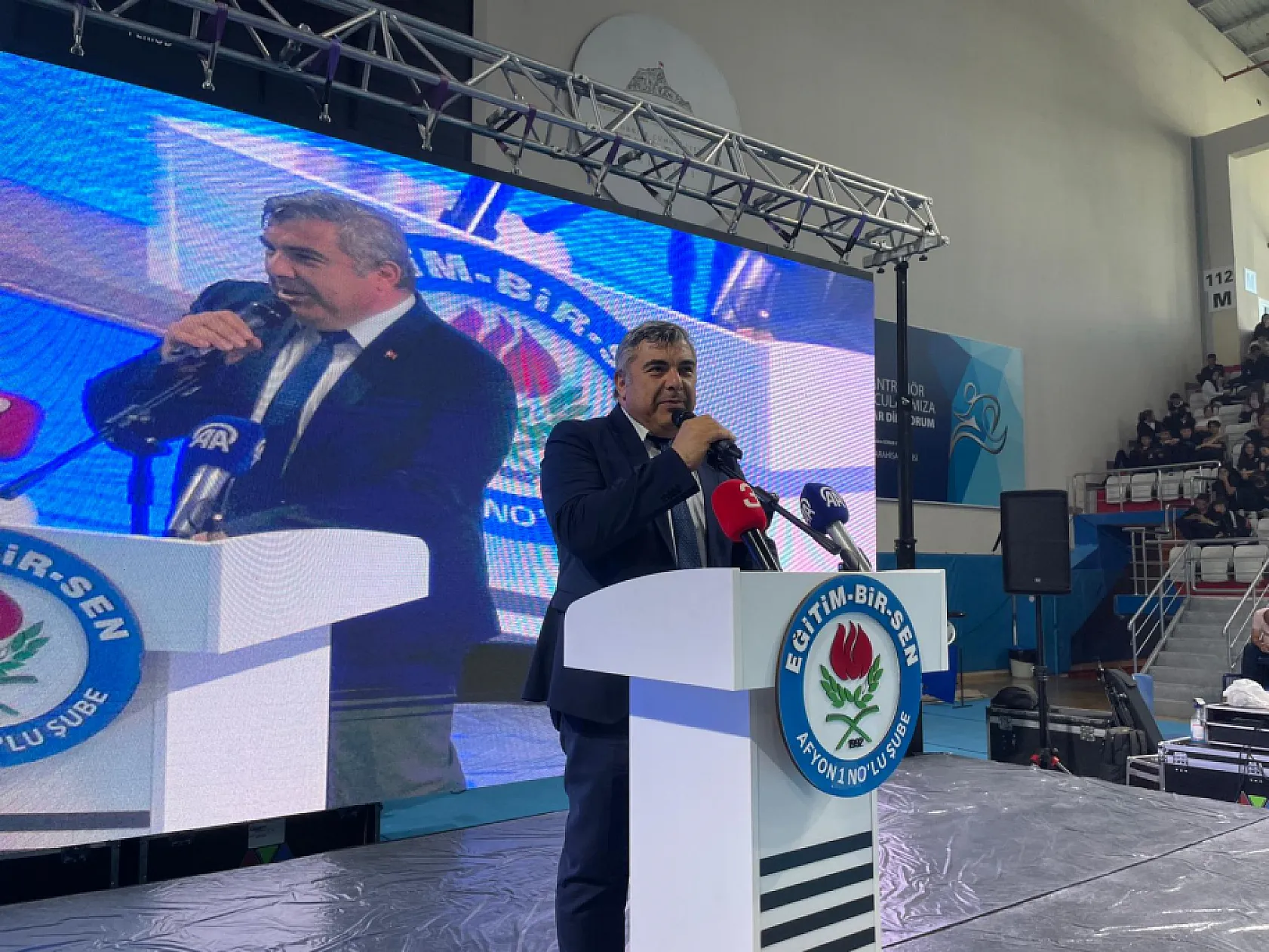 'Tüm Kitaplar, Bir Kitabın Anlaşılması İçin Okunur'