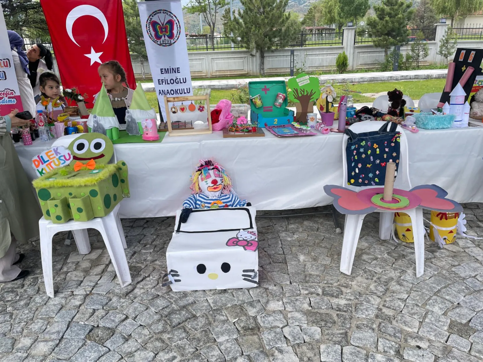 'Türk Gençliğinin, 2'nci Vazifesi Türk Yurdunun Dağını Denizini Korumaktır'