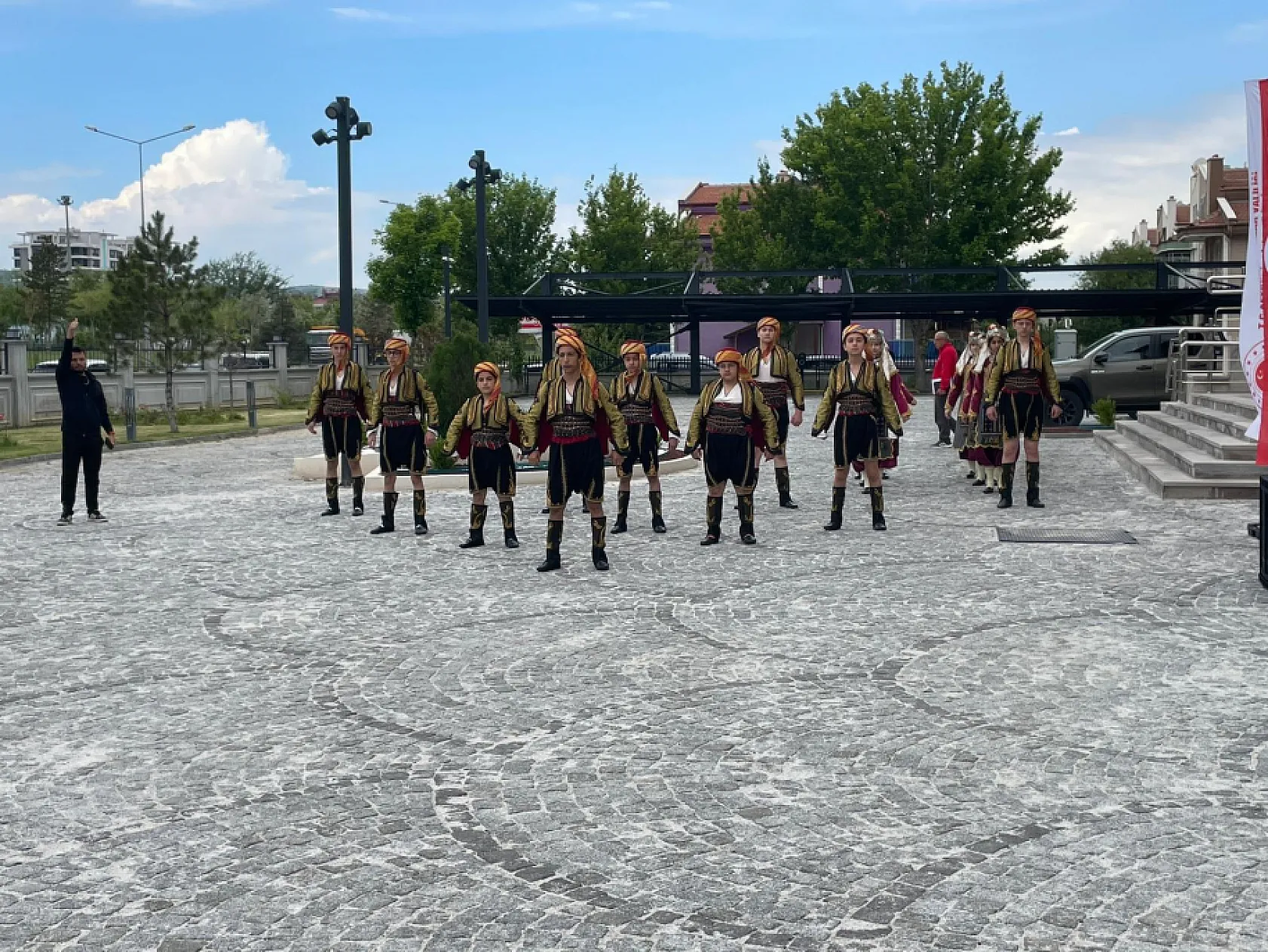 'Türk Gençliğinin, 2'nci Vazifesi Türk Yurdunun Dağını Denizini Korumaktır'