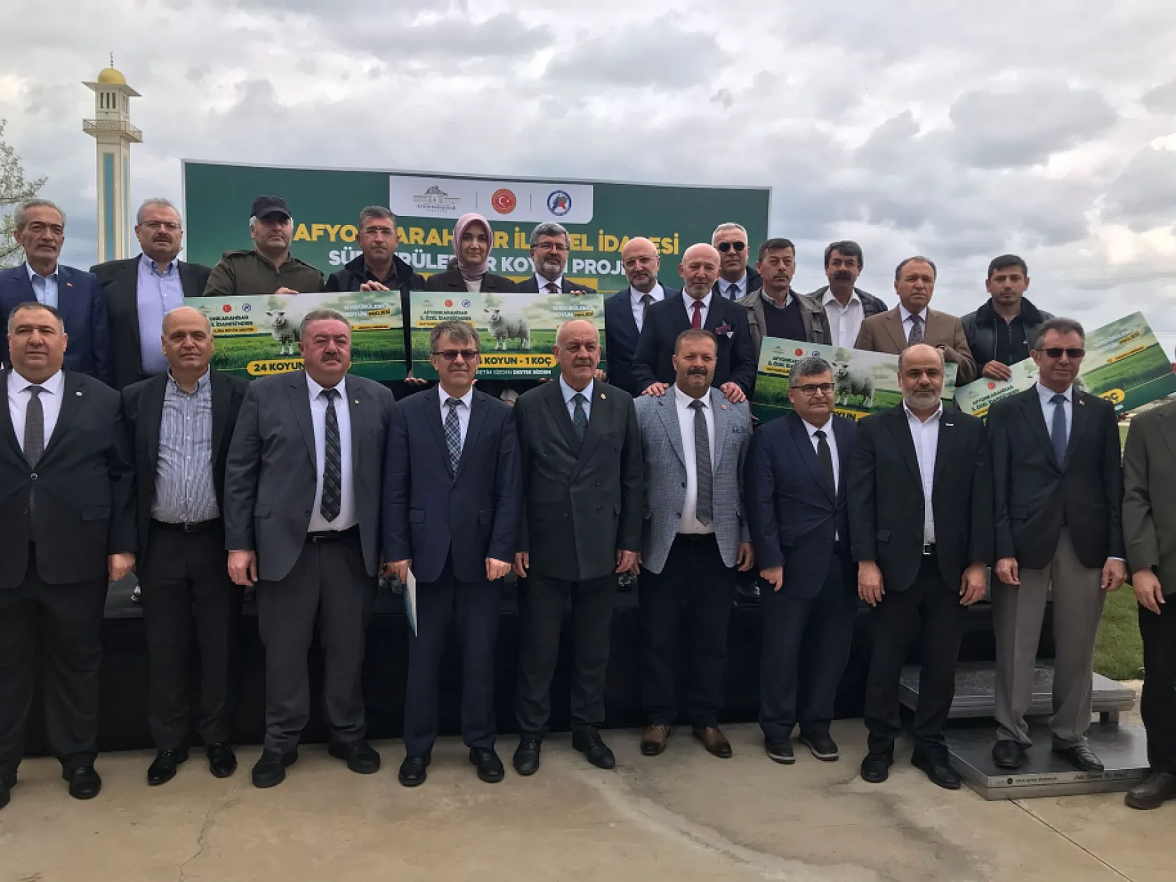 Vali Yiğitbaşı: Bu Projenin İkinci Bir Örneği Yok