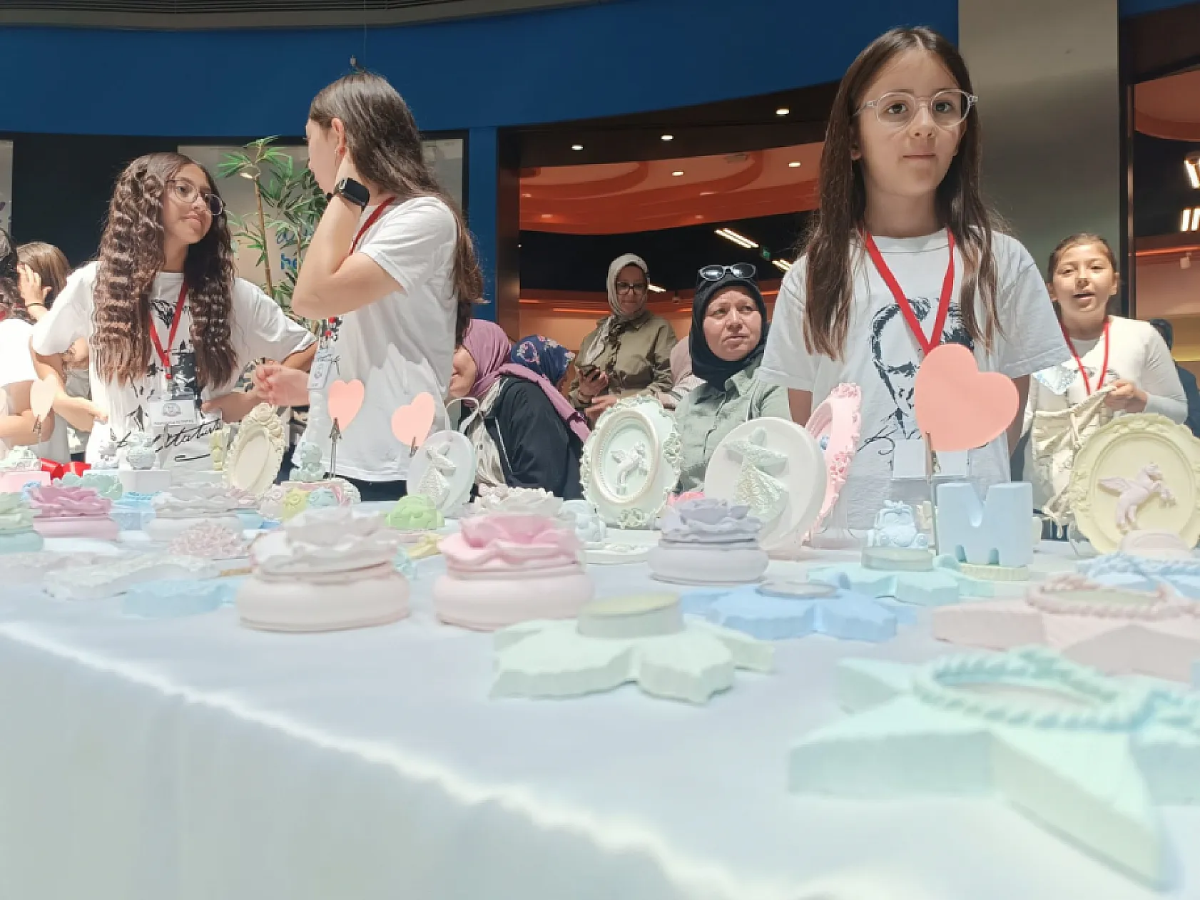 Yıl Boyu Emek Verdiler, Eserleriyle Takdir Edildiler