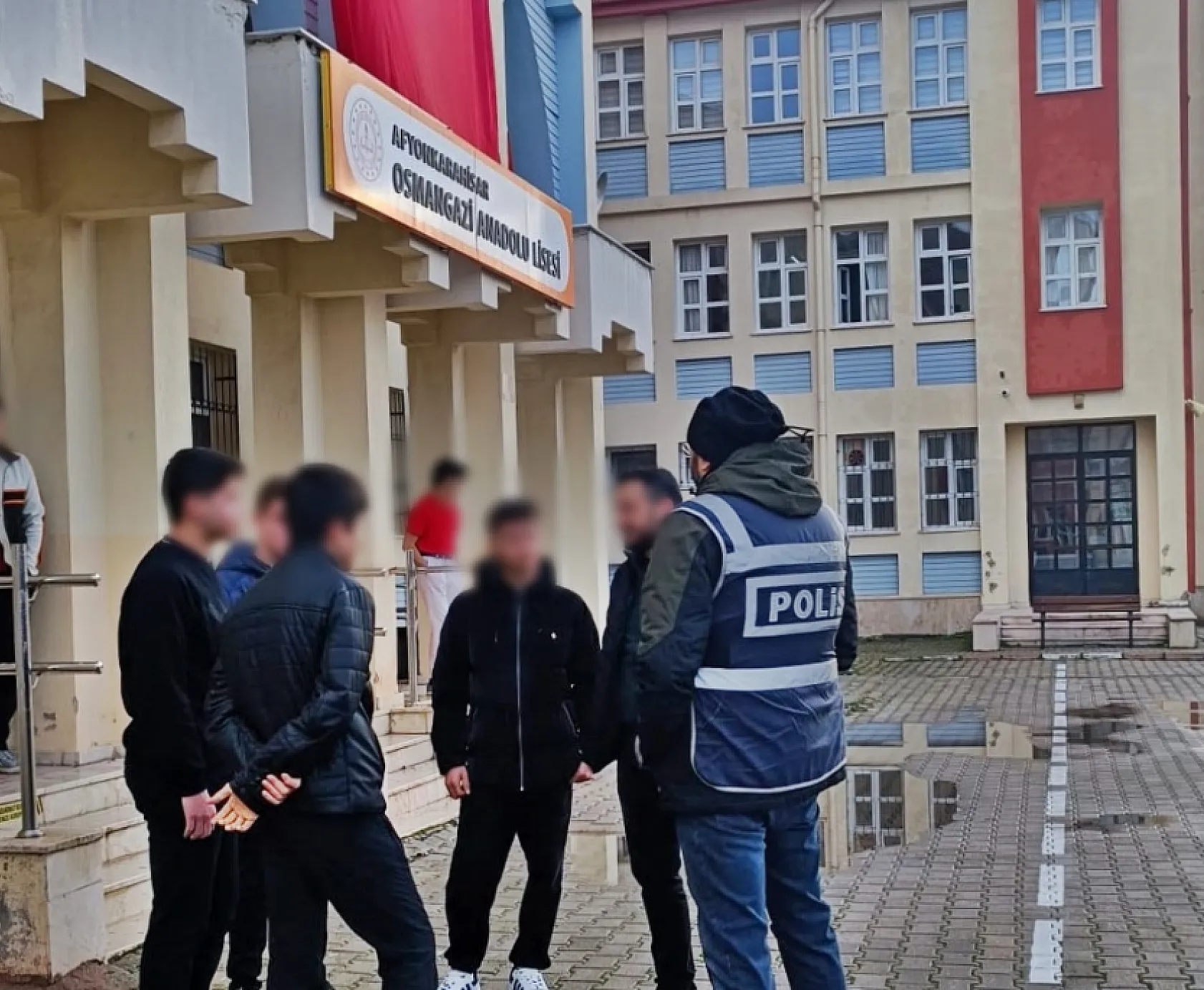 Çocukların Güvenliği İçin Santim Santim Denetim