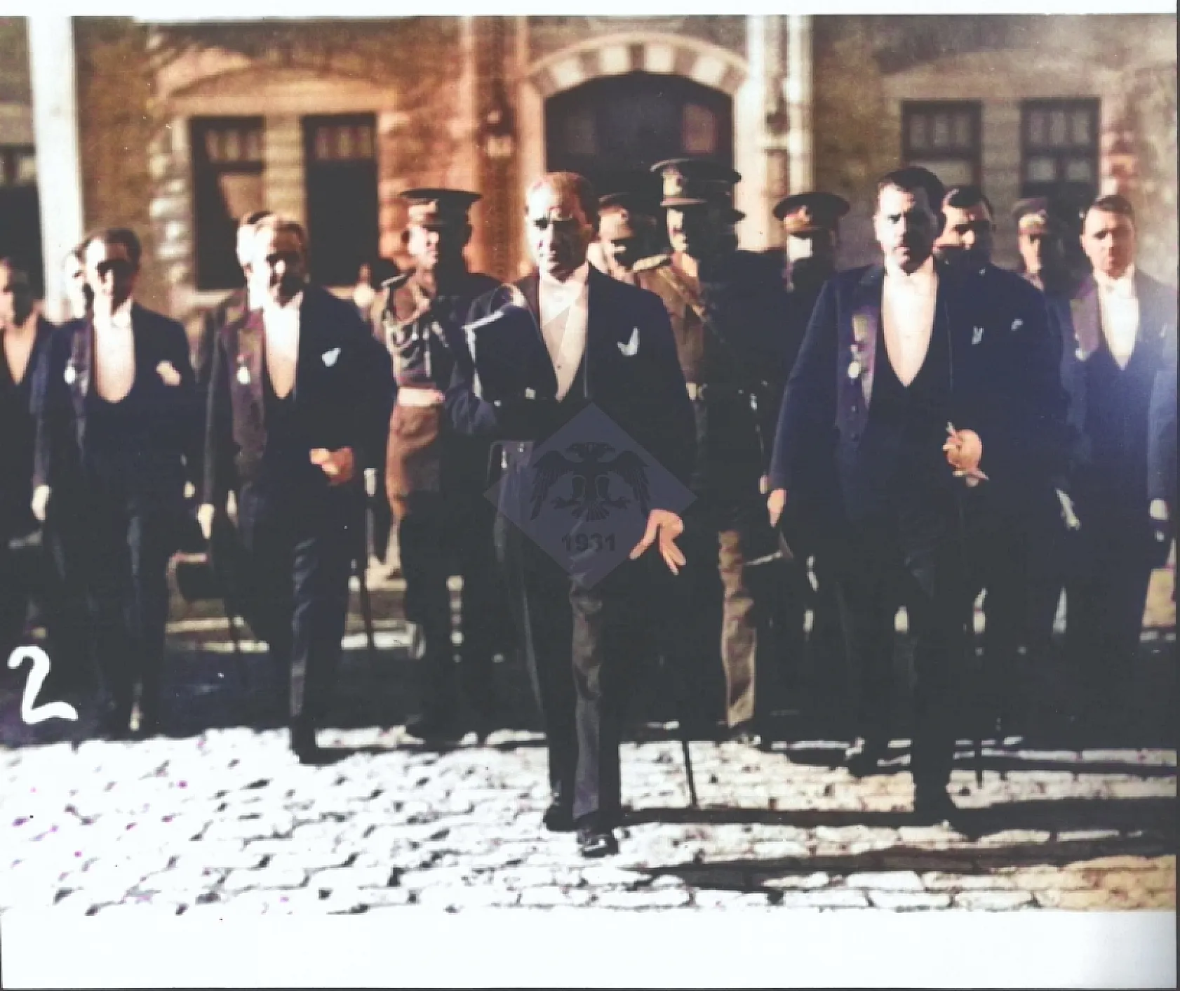 Atatürk'ün Fotoğraflarını Renklendirdik