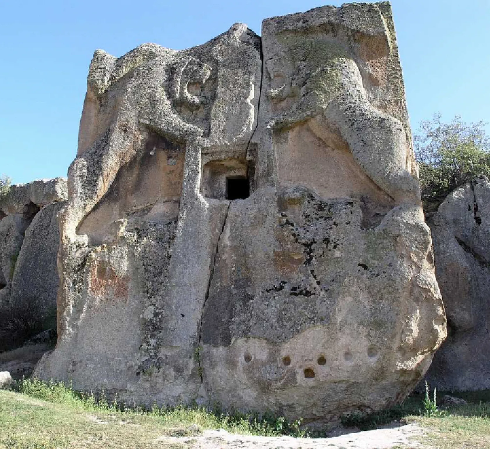 Kazılarda Neler Bulundu Neler…