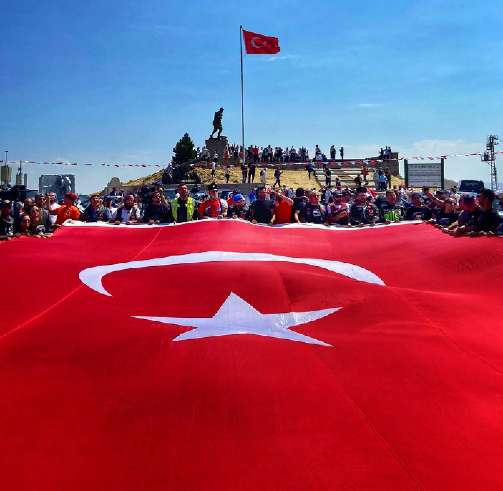 Kocatepe'de, Kahraman Süvari Kolordosu'nun İzinde Büyük Buluşma