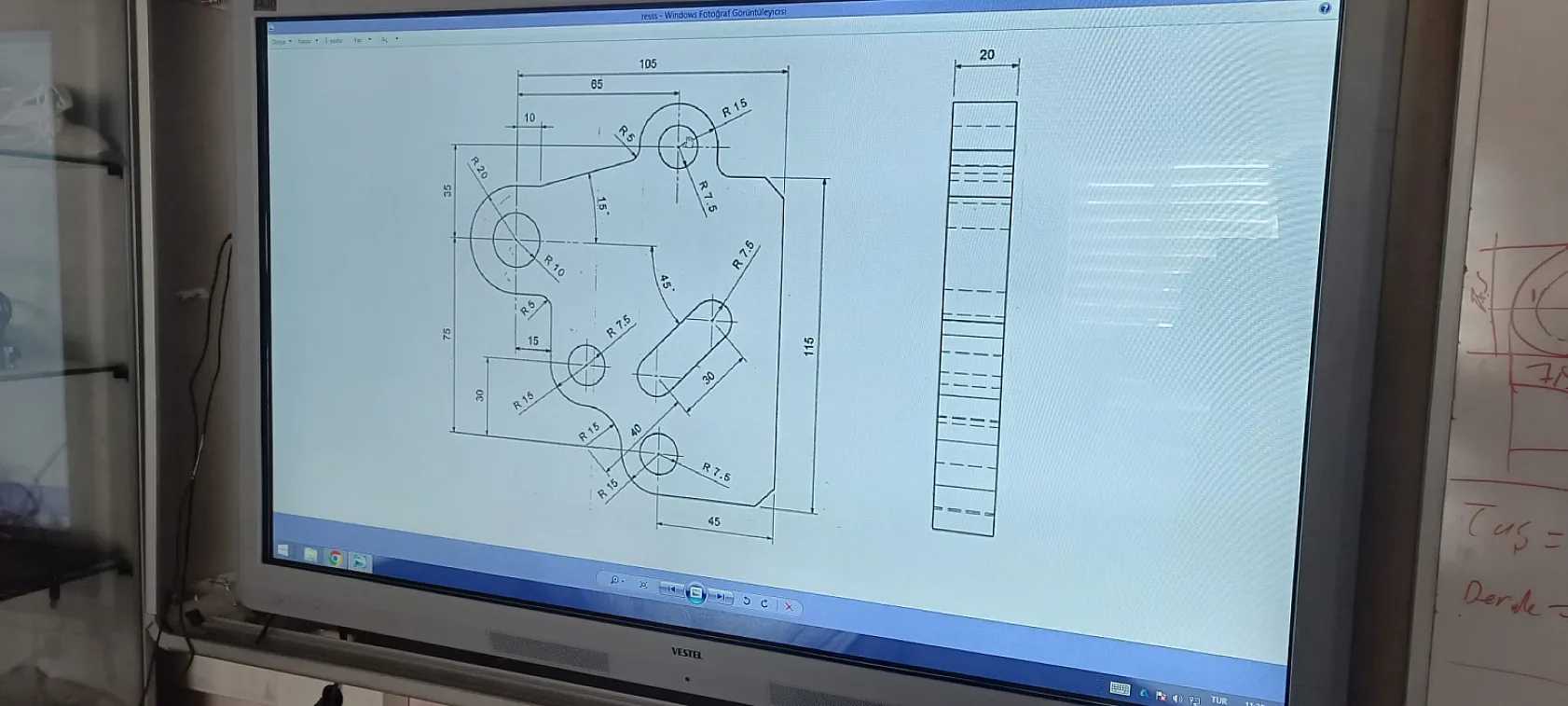 Meslek Lisesi Öğrencileri, 3 Yılda 6 Şehitliğe Gönülleri İle Dokundular