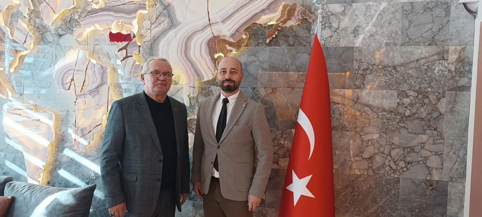 Meslek Lisesi Öğrencileri, 3 Yılda 6 Şehitliğe Gönülleri İle Dokundular