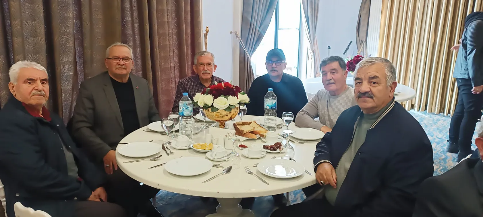 Yılların eskitemediği yol dostluğu… 5'inci kez bir aradalar…