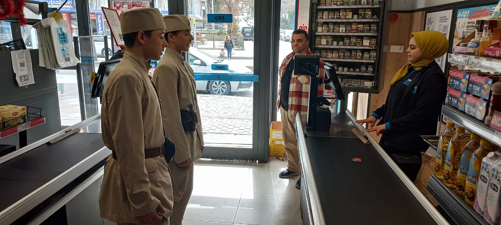 Minik Ellerden Büyük Eserler