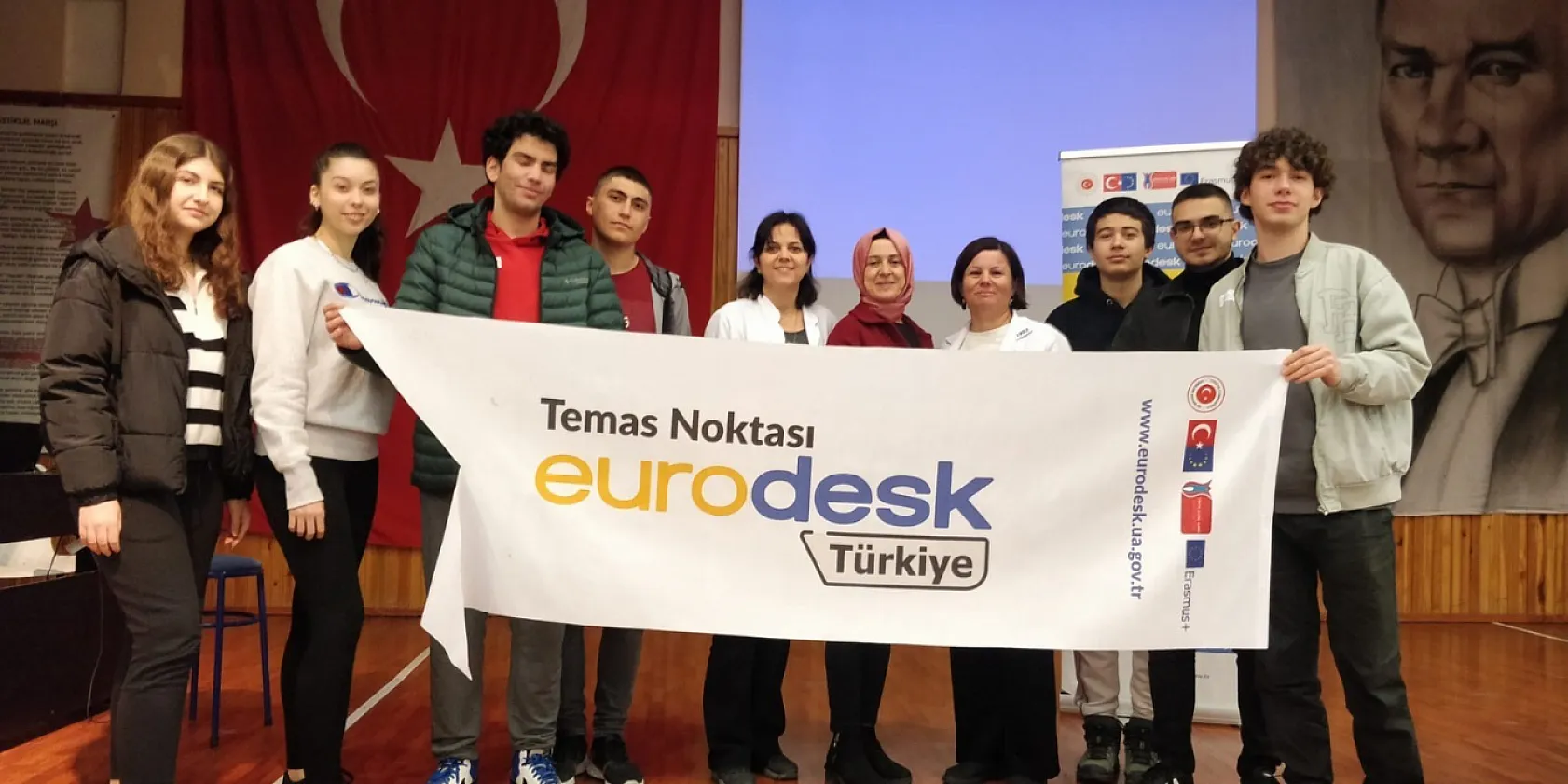 Gençler! Avrupa Fırsatlarından Yararlanın
