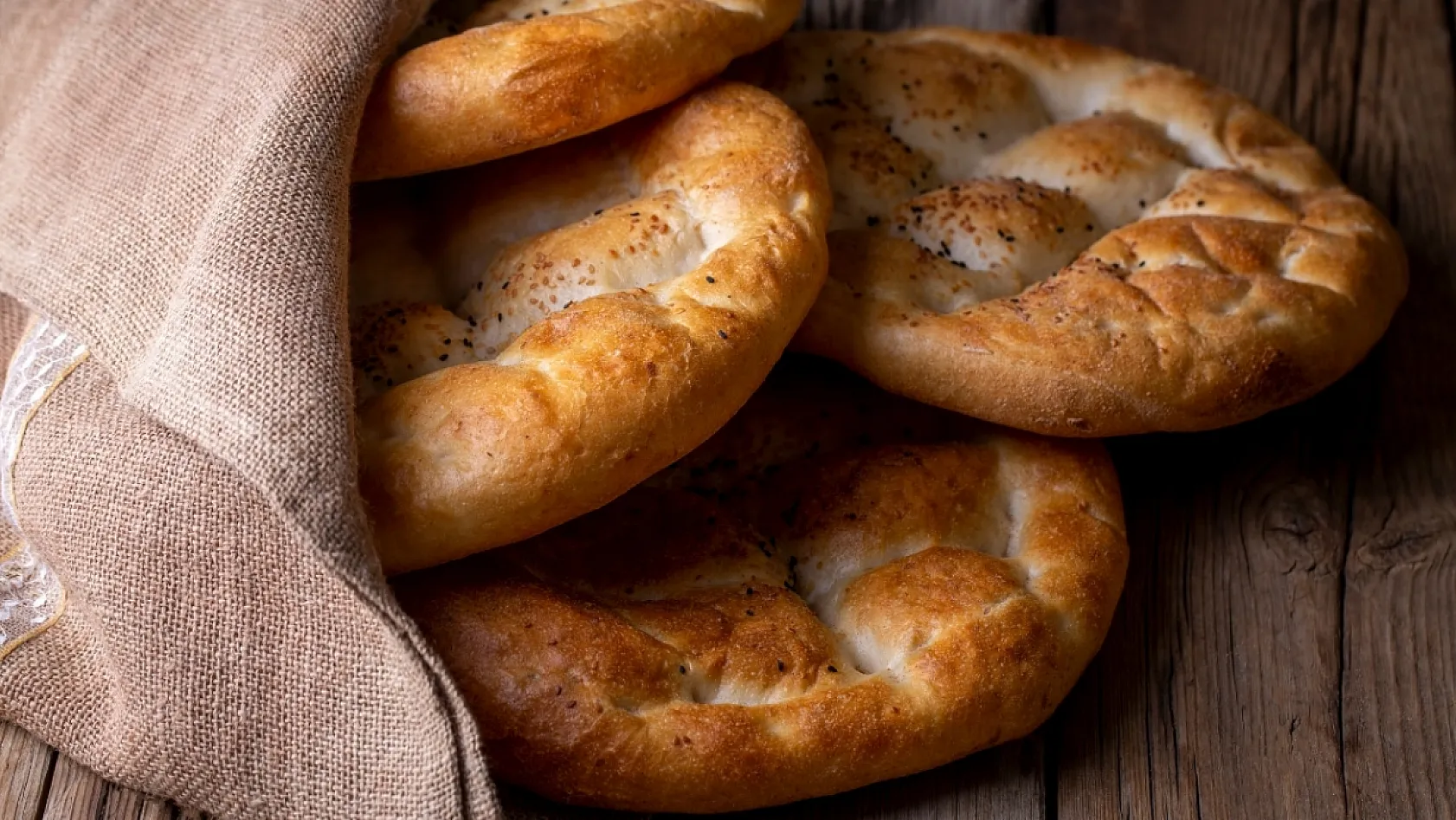 Osmanlıdan Günümüze Ramazan Pidesi