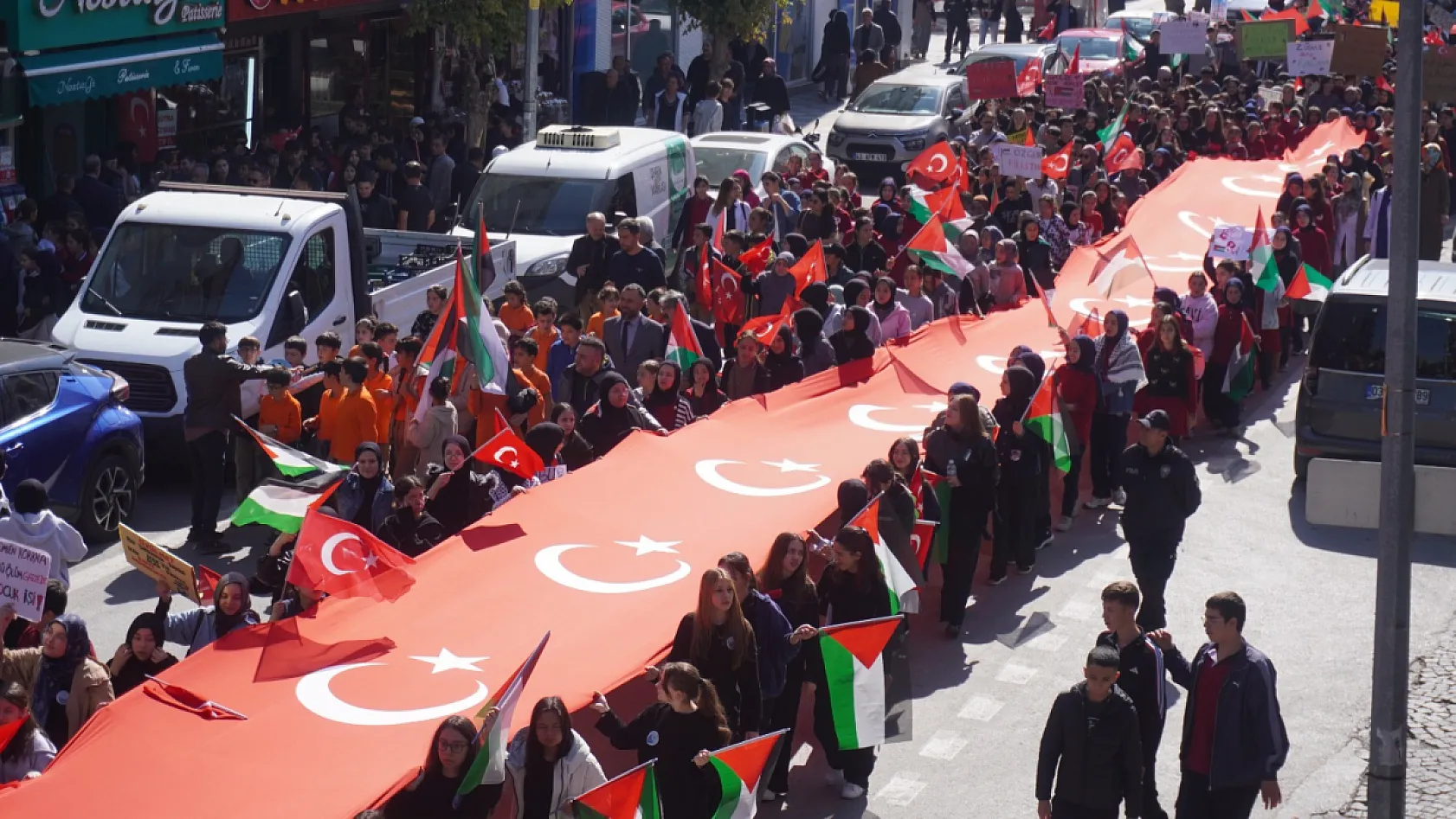 7 Ekim'de Afyon'dan Filistin'e 7 Bin Selam