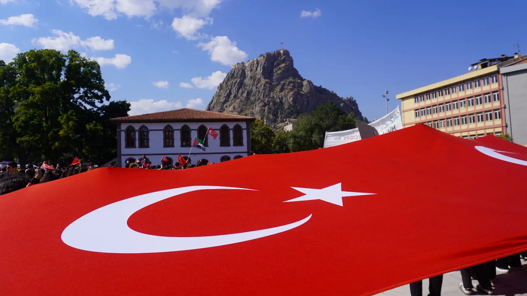 7 Ekim'de Afyon'dan Filistin'e 7 Bin Selam