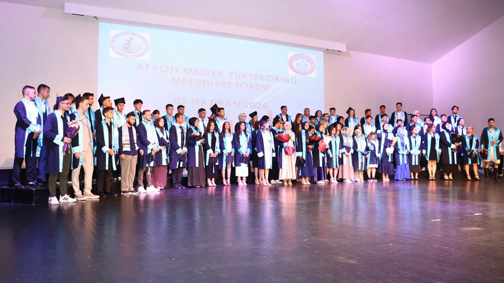Afyon MYO'da 49'uncu Yıl Gururu, Mezuniyet Töreni İle Taçlandı