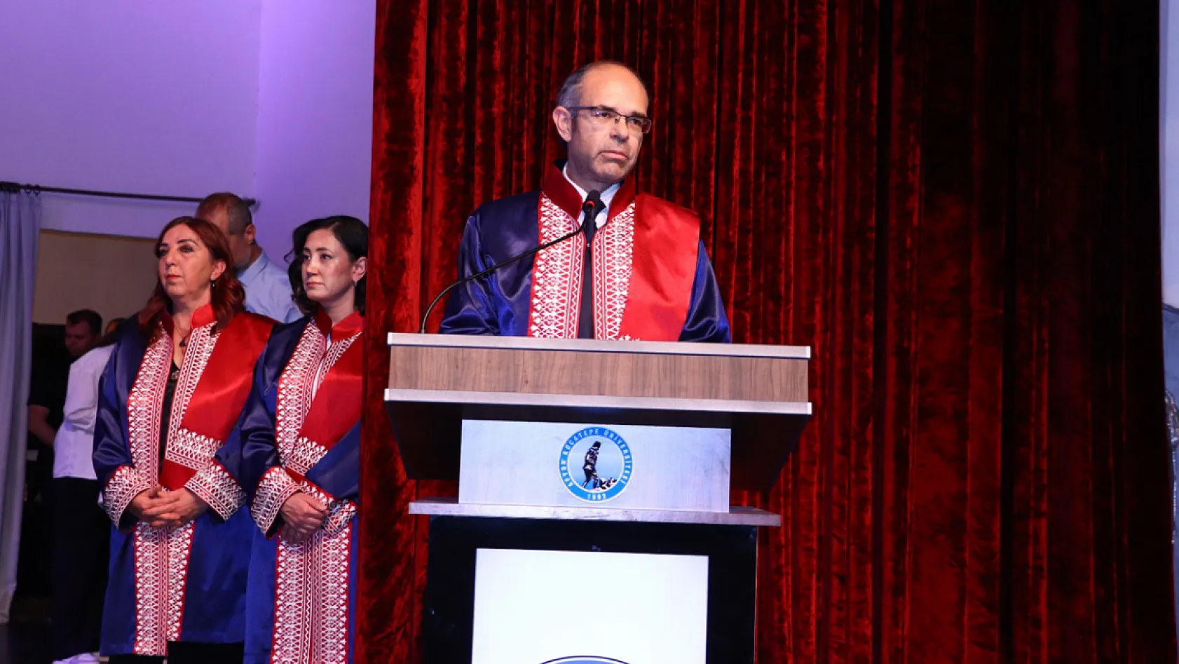 Afyon MYO'da 49'uncu Yıl Gururu, Mezuniyet Töreni İle Taçlandı