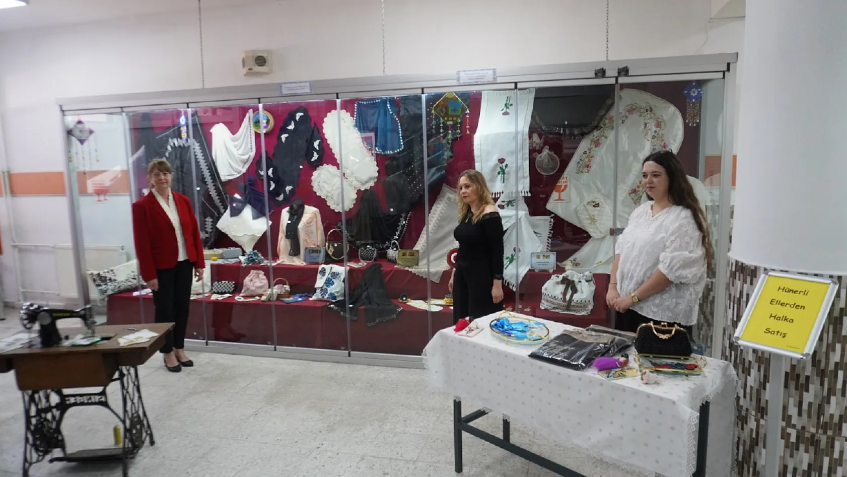 HEM'de Çocukların Gönlü Alındı, Üretenler İçin Vitrin Açıldı